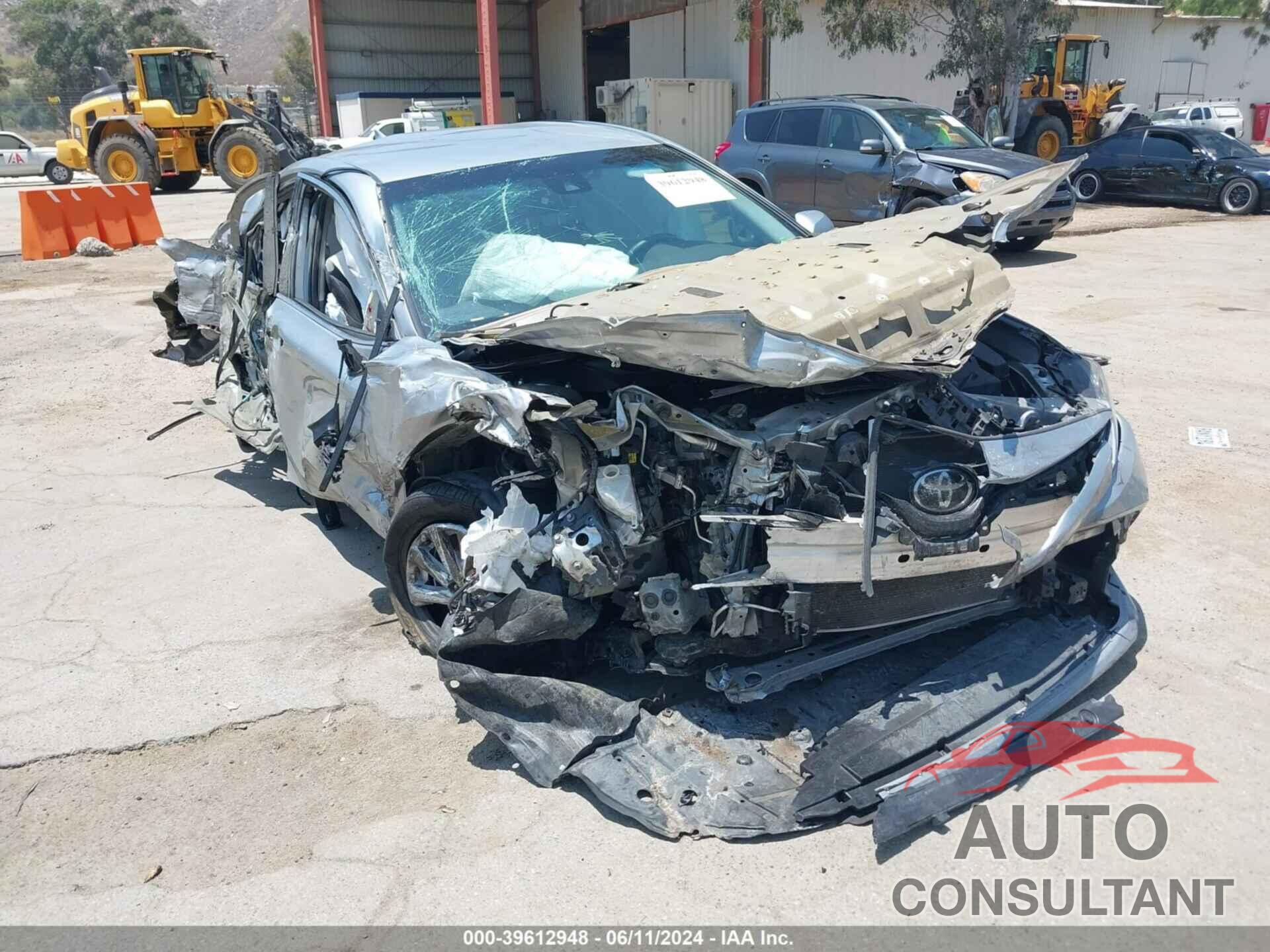 TOYOTA CAMRY 2020 - 4T1C11AK5LU306233