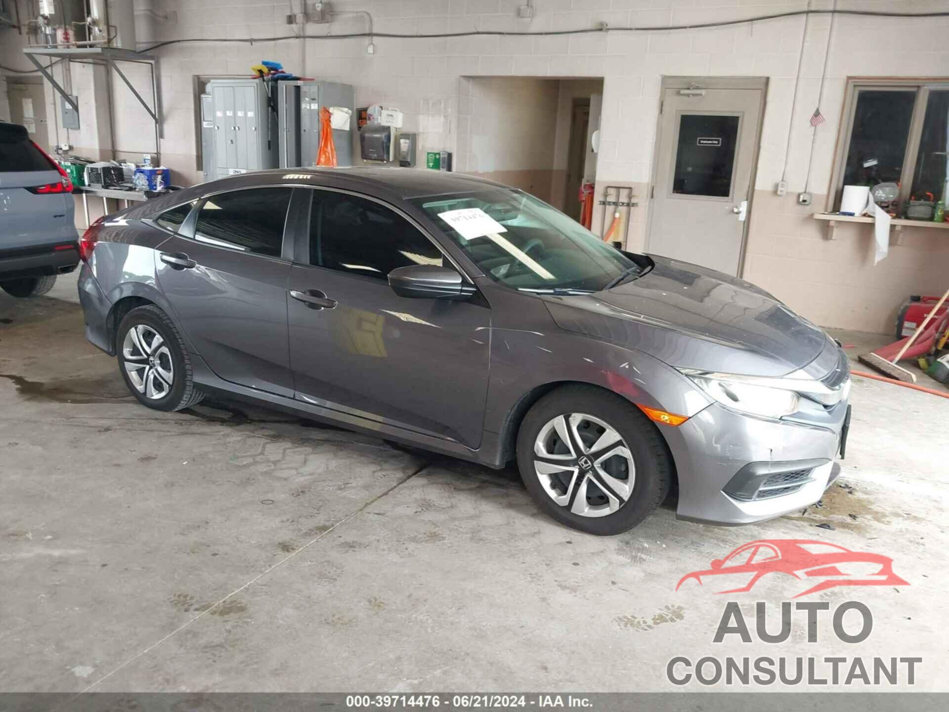 HONDA CIVIC 2018 - 19XFC2F53JE033079