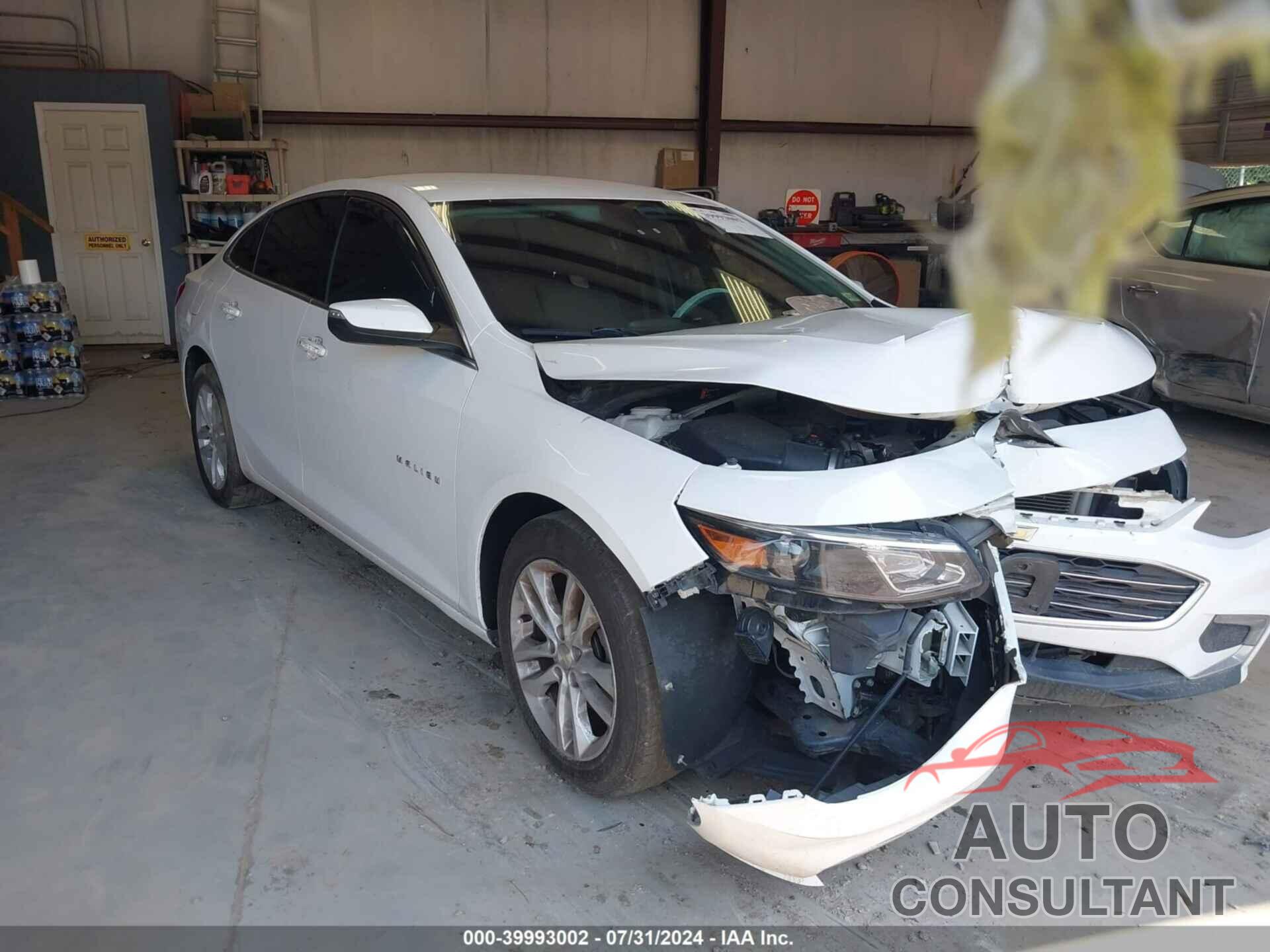 CHEVROLET MALIBU 2018 - 1G1ZD5ST5JF204297