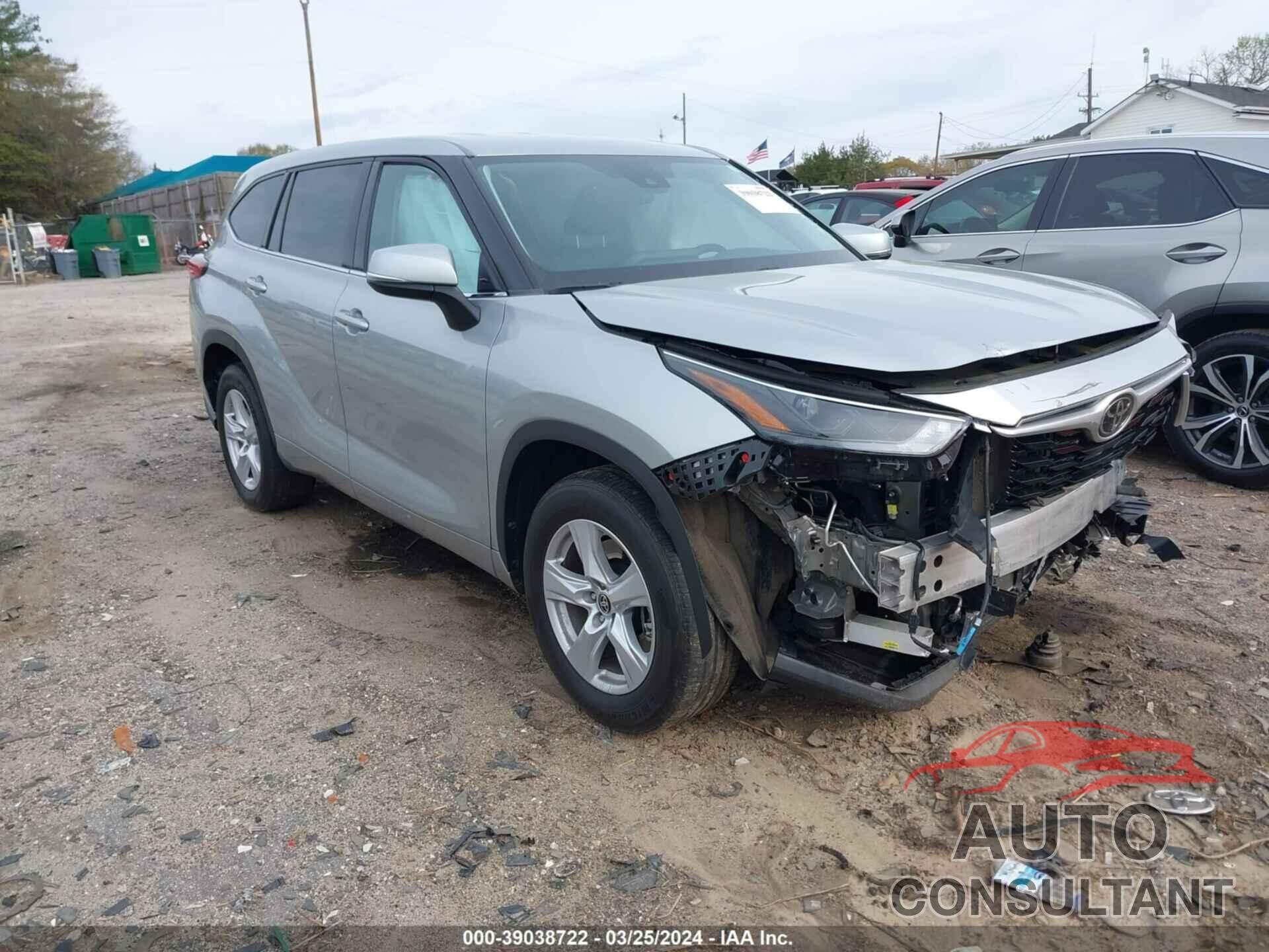 TOYOTA HIGHLANDER 2022 - 5TDCZRAH0NS097622