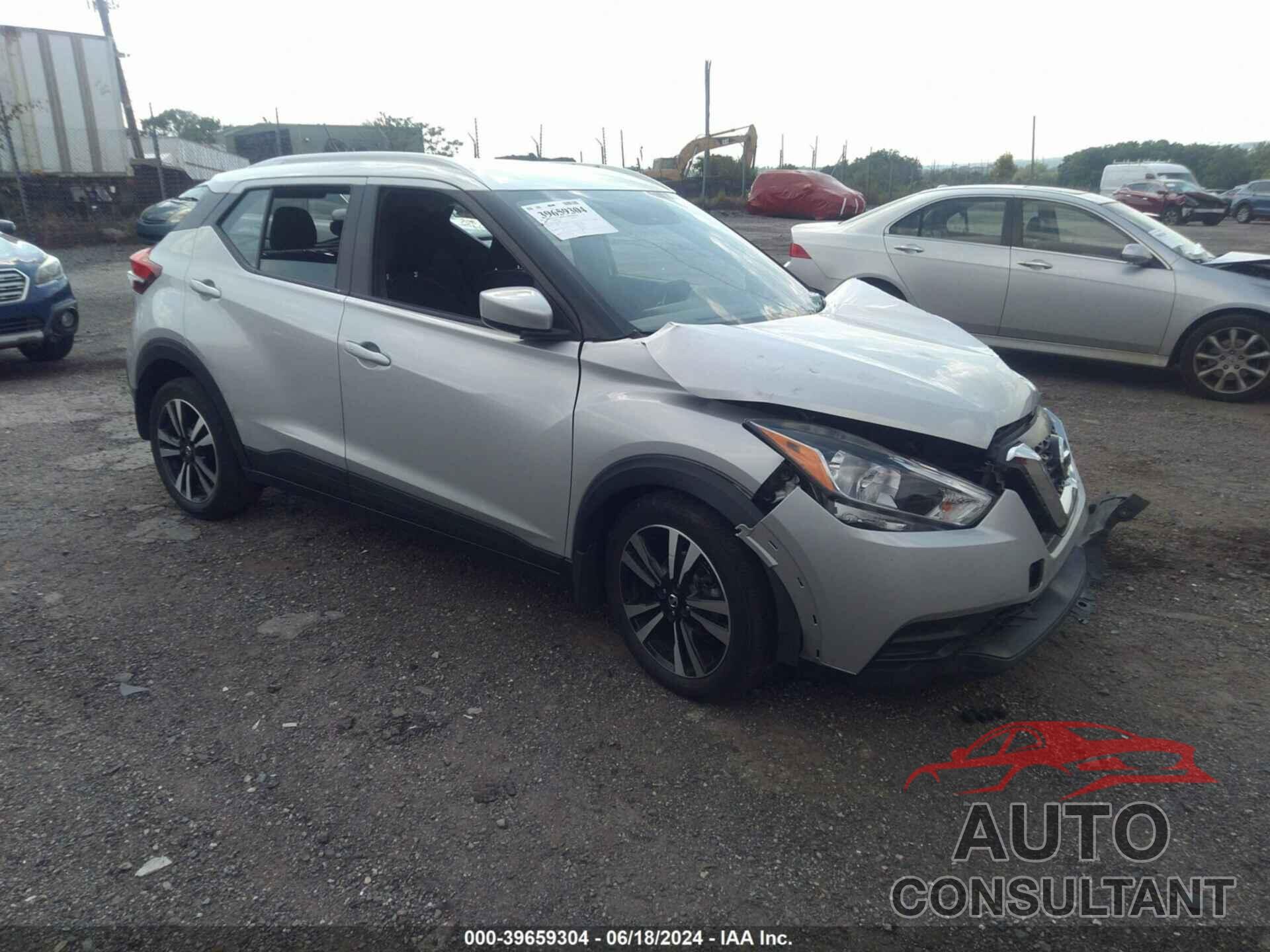 NISSAN KICKS 2018 - 3N1CP5CU1JL516217