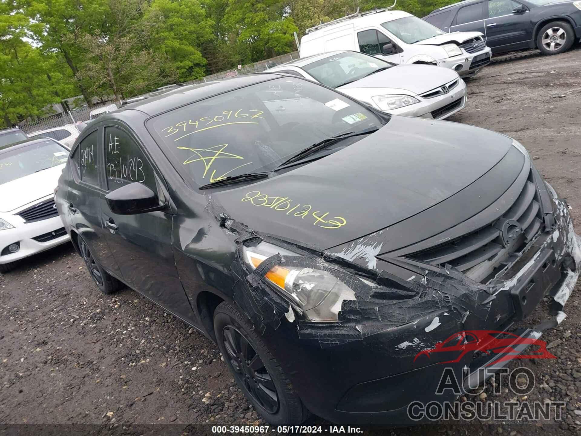 NISSAN VERSA 2019 - 3N1CN7AP1KL815142