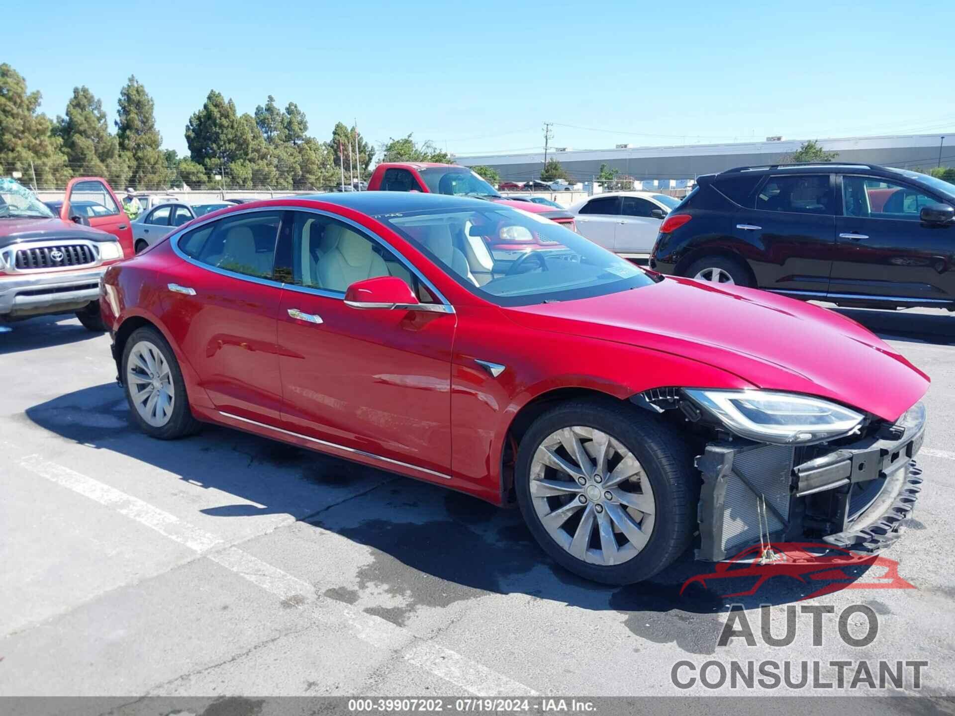 TESLA MODEL S 2018 - 5YJSA1E21JF286529