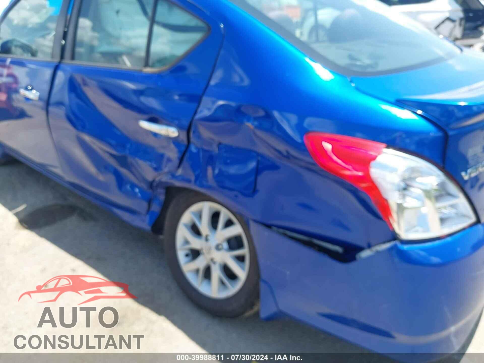 NISSAN VERSA 2017 - 3N1CN7AP3HL804975