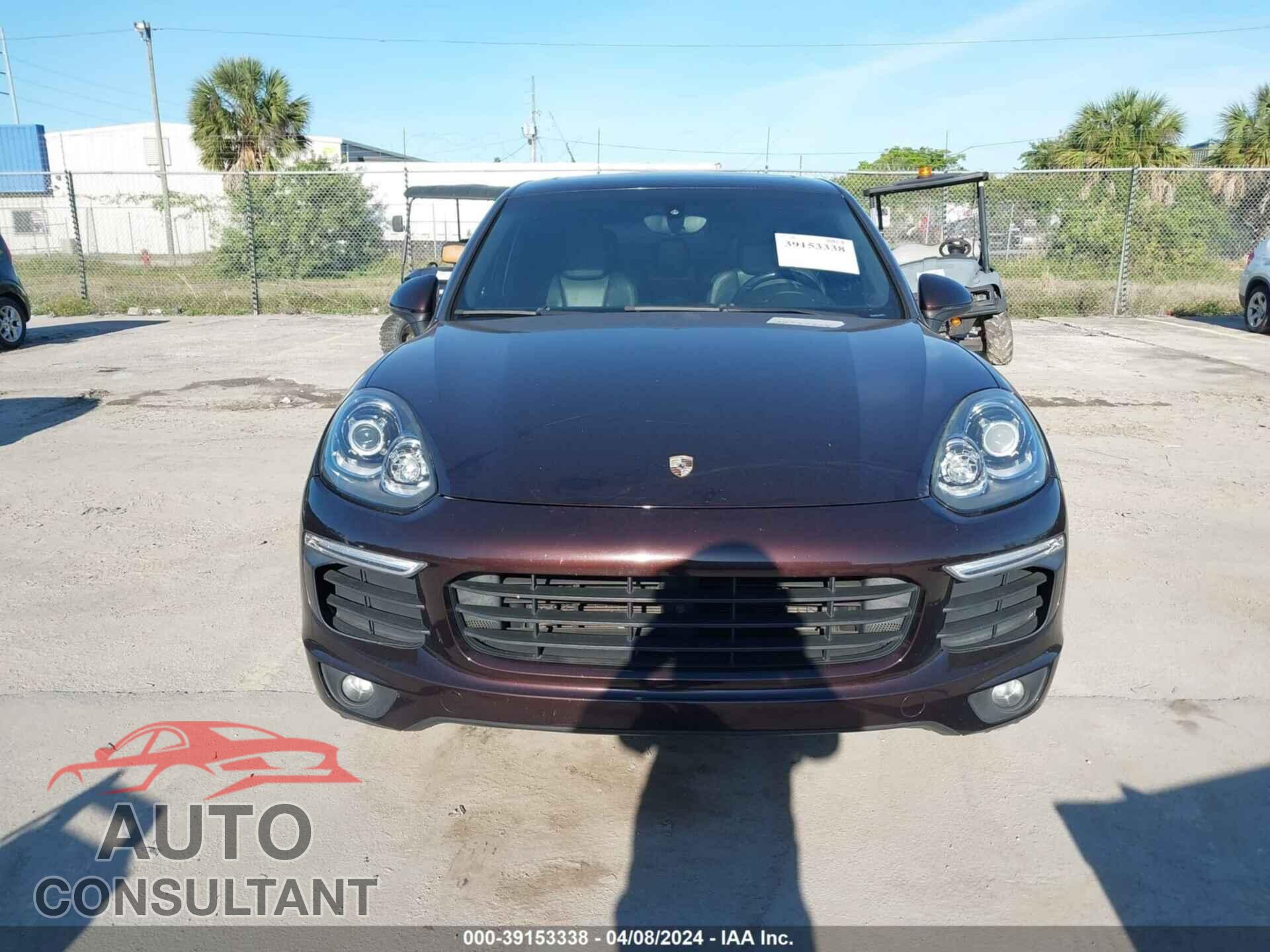 PORSCHE CAYENNE 2016 - WP1AA2A27GLA08651