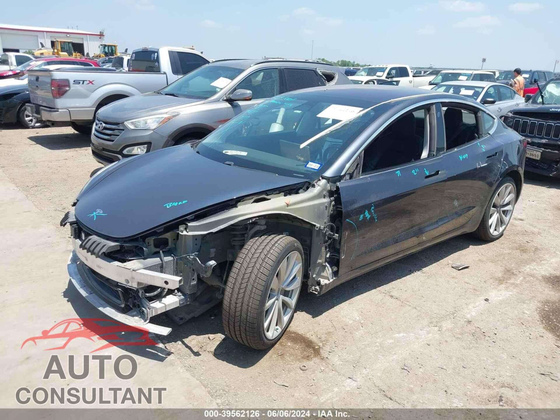 TESLA MODEL 3 2017 - 5YJ3E1EA4HF000425