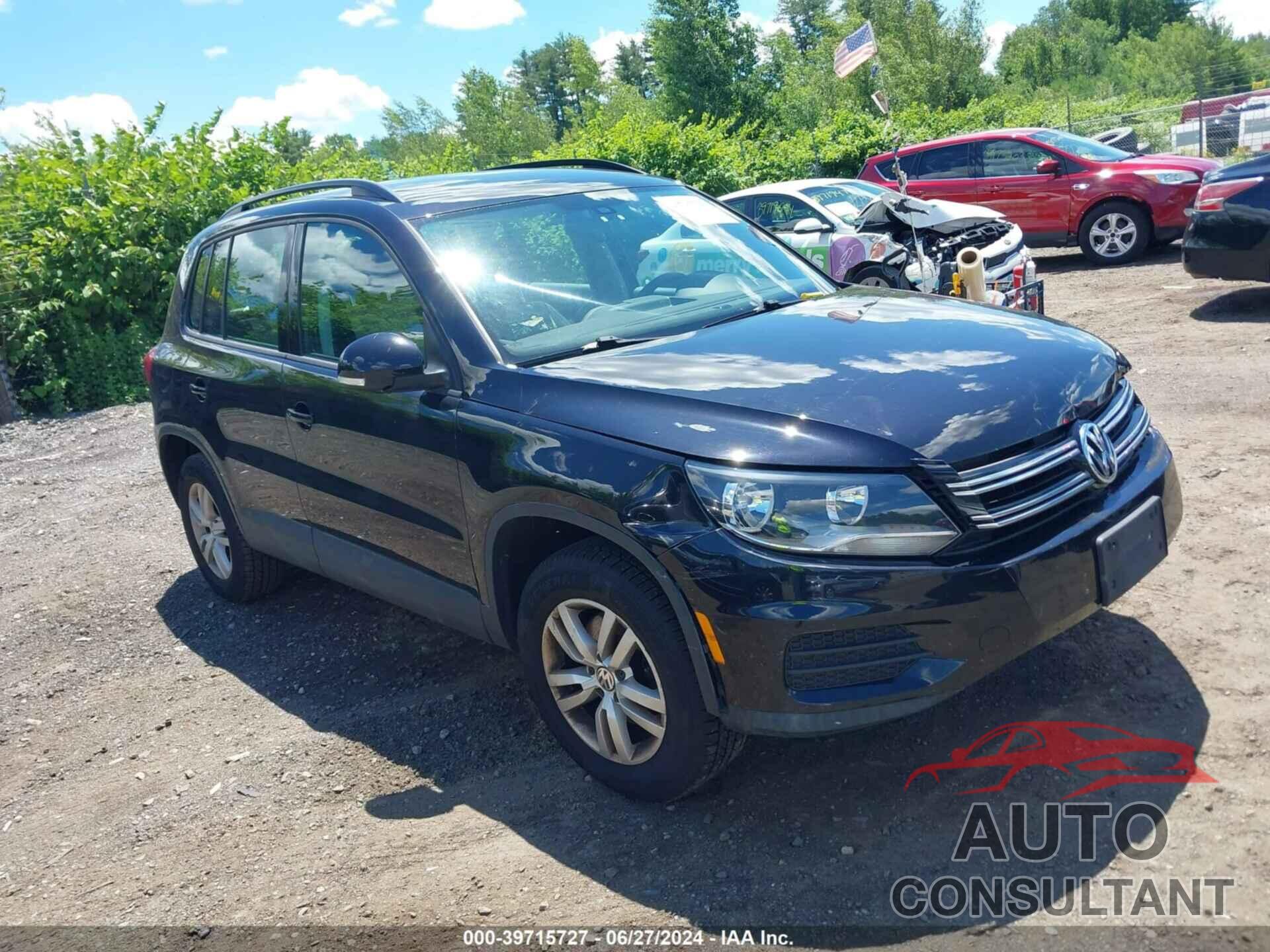 VOLKSWAGEN TIGUAN 2017 - WVGBV7AX5HK013742