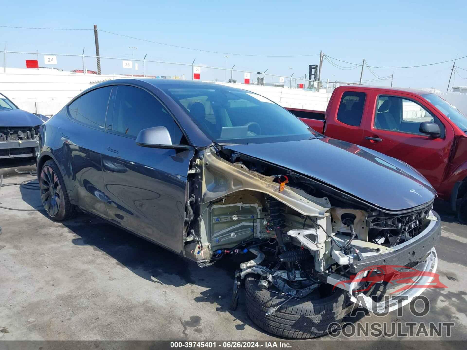 TESLA MODEL Y 2023 - 7SAYGDEF0PF902388