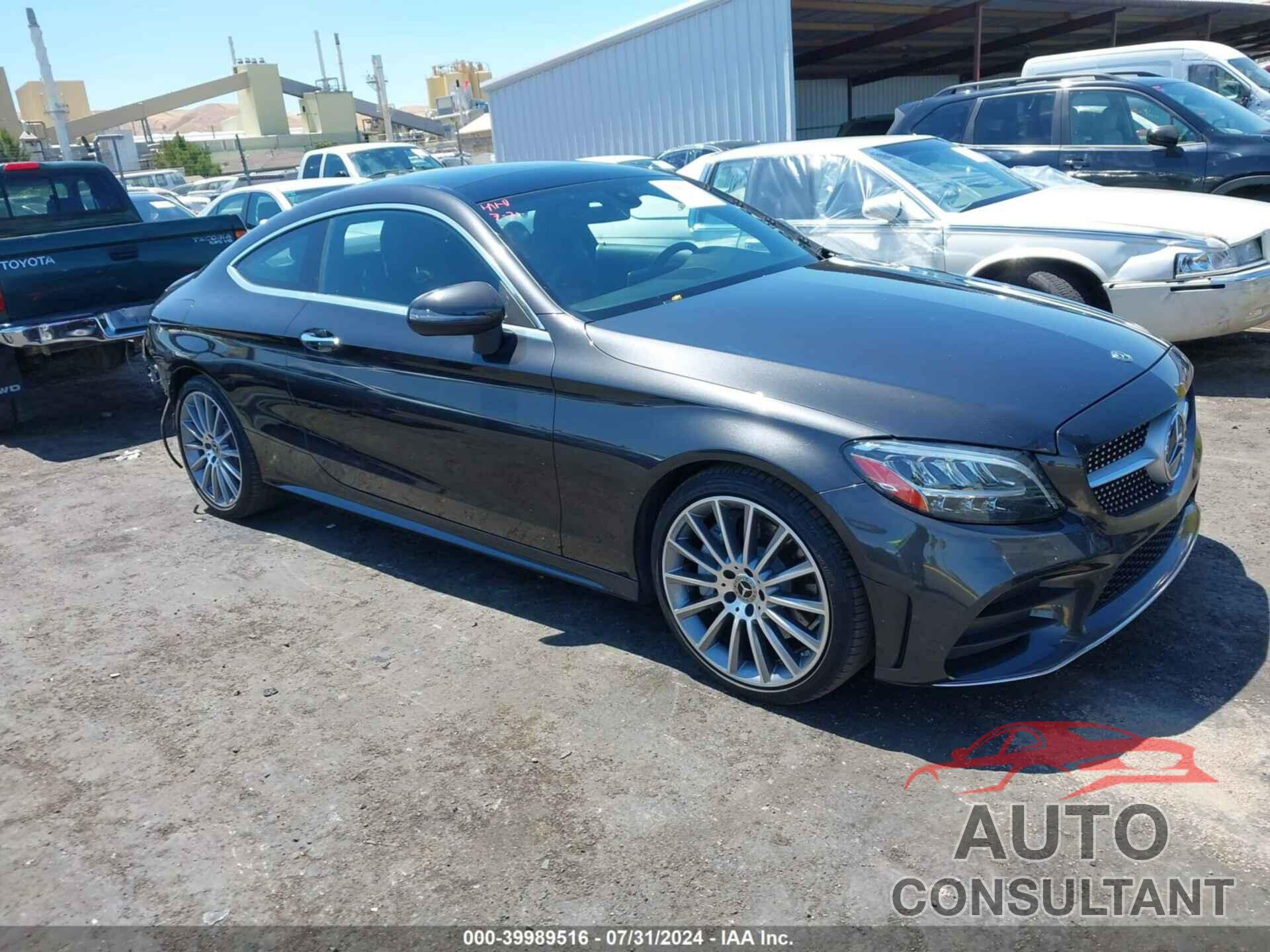 MERCEDES-BENZ C 300 2019 - WDDWJ8DBXKF785439