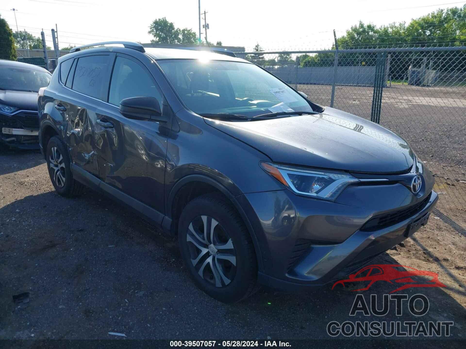 TOYOTA RAV4 2016 - JTMZFREV7GJ084420