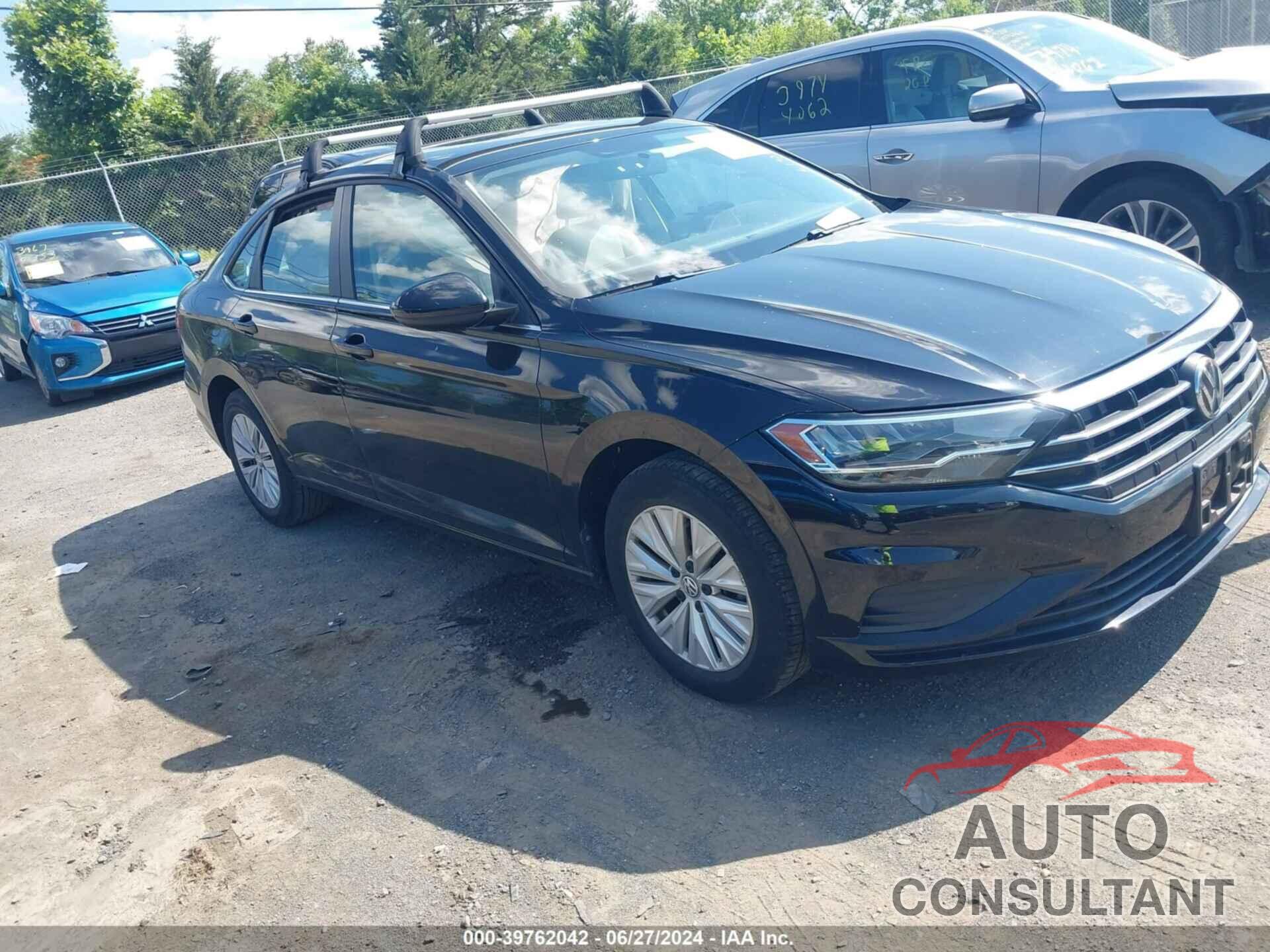 VOLKSWAGEN JETTA 2019 - 3VWCB7BU8KM220158