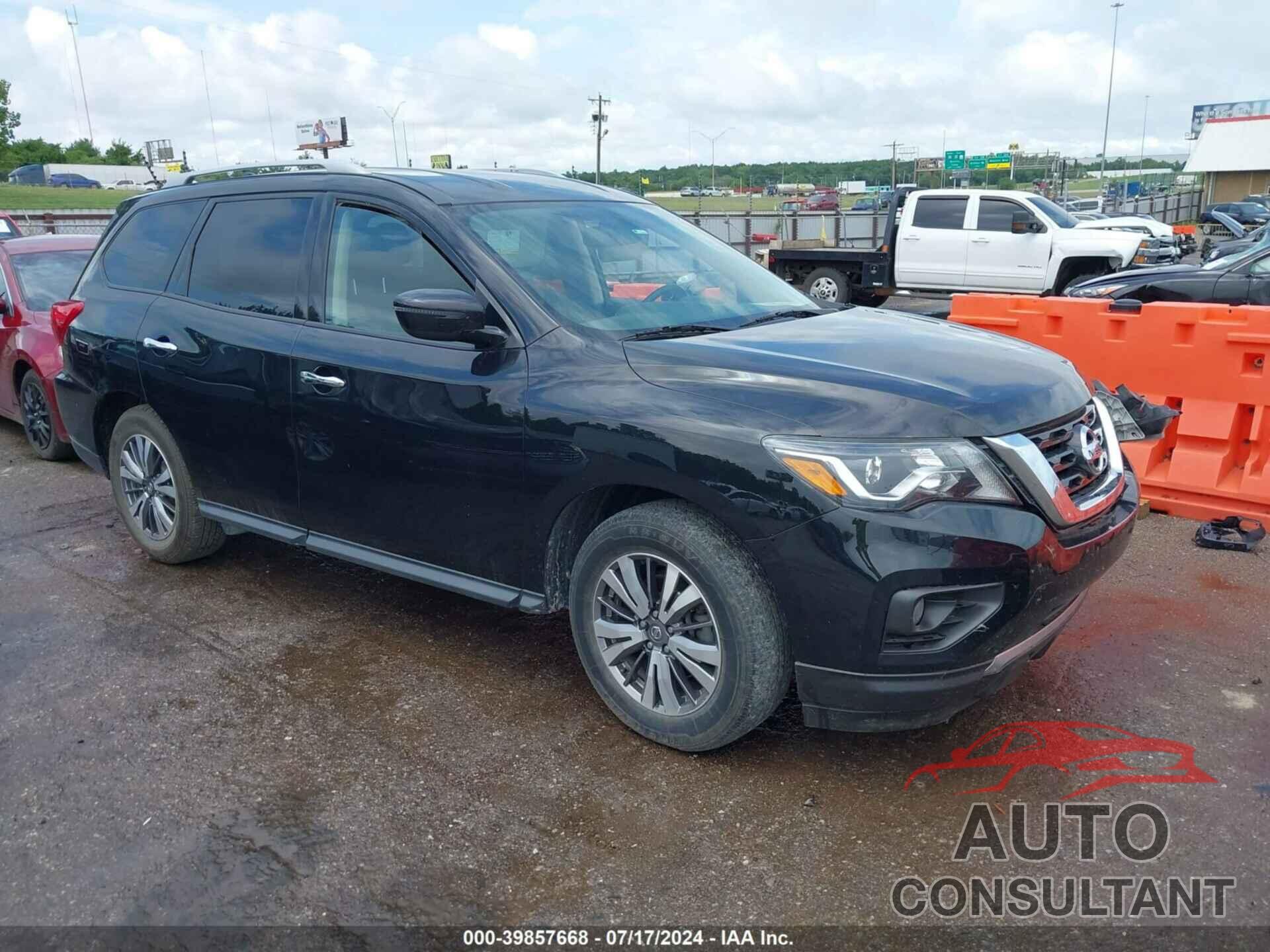 NISSAN PATHFINDER 2019 - 5N1DR2MN3KC616250