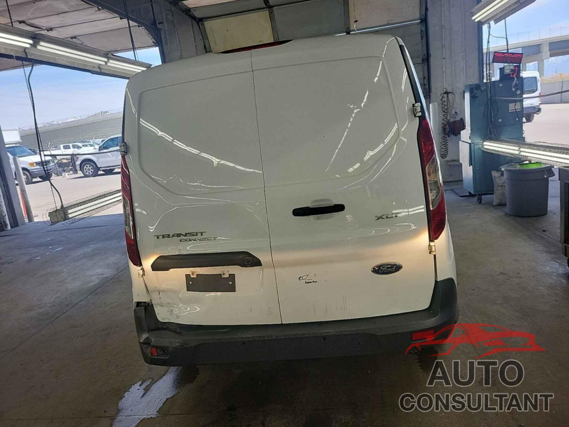 FORD TRANSIT CONNECT 2017 - NM0LS7F77H1323999