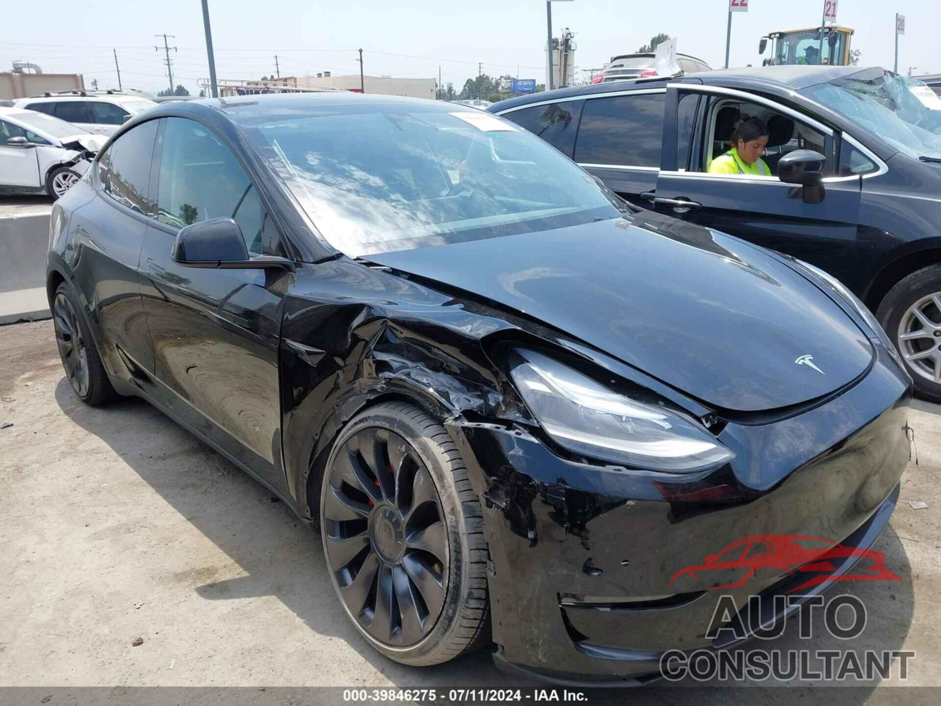 TESLA MODEL Y 2022 - 7SAYGDEFXNF348791