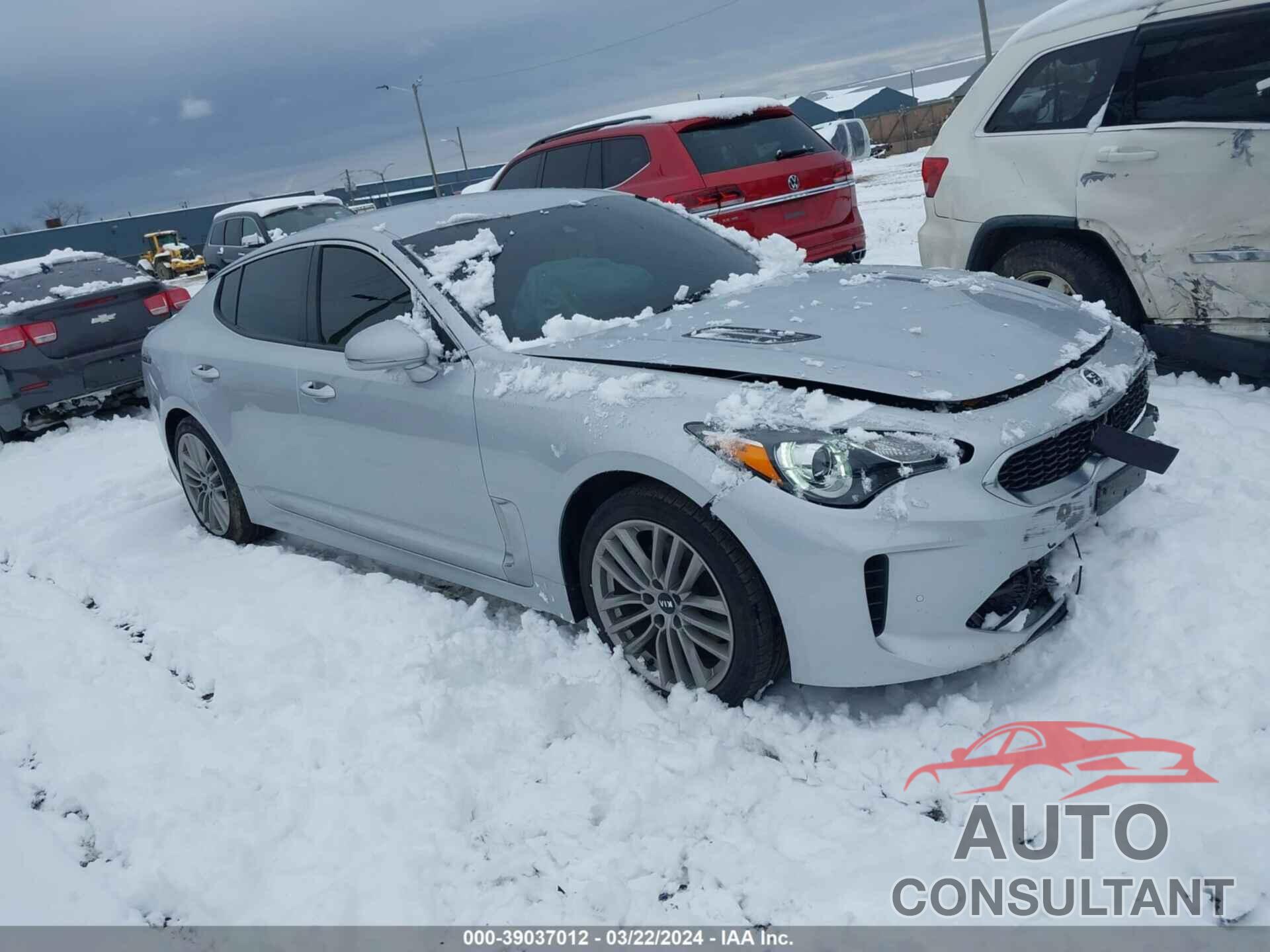 KIA STINGER 2018 - KNAE15LA9J6025530