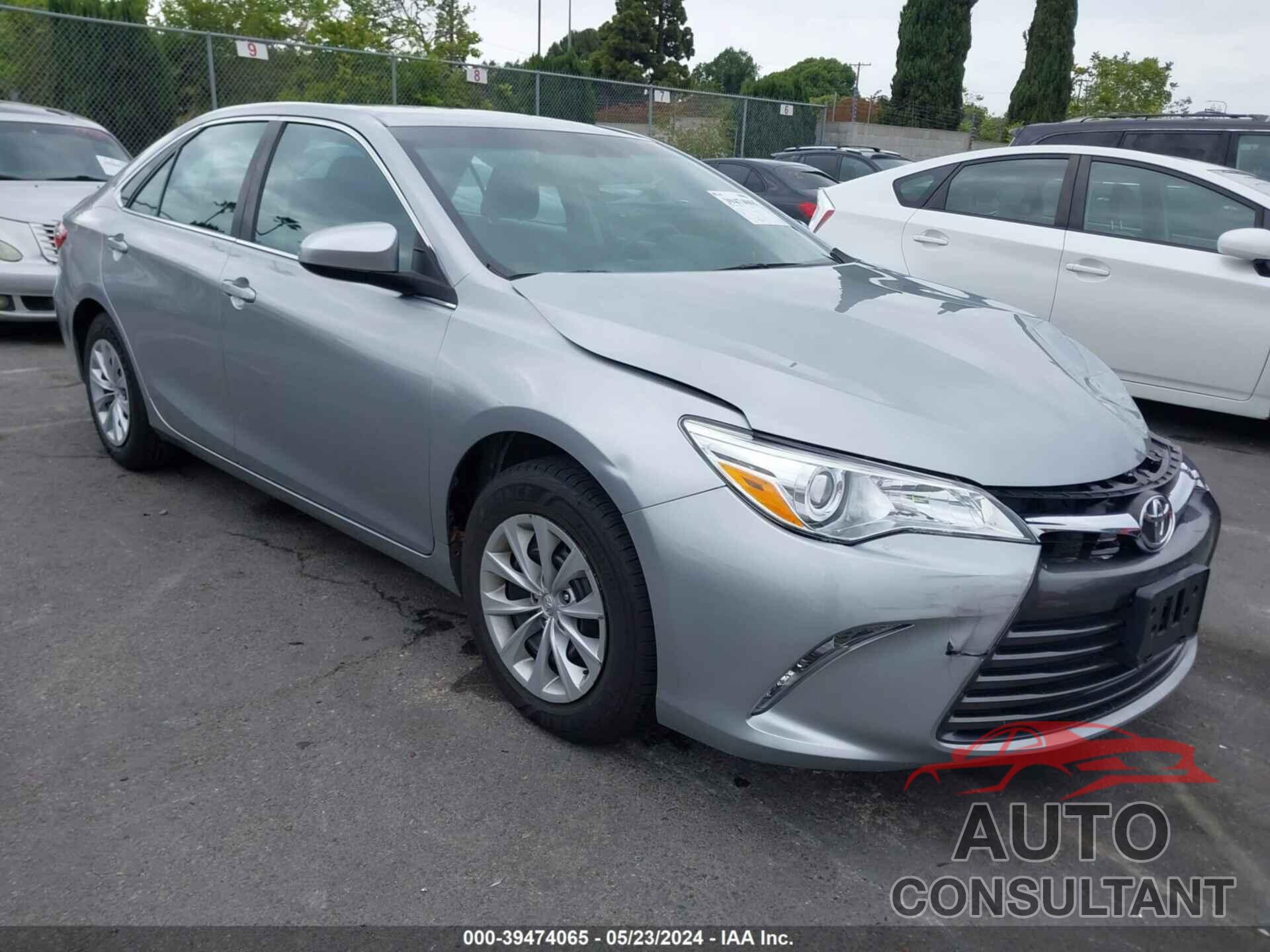 TOYOTA CAMRY 2016 - 4T4BF1FK3GR581634
