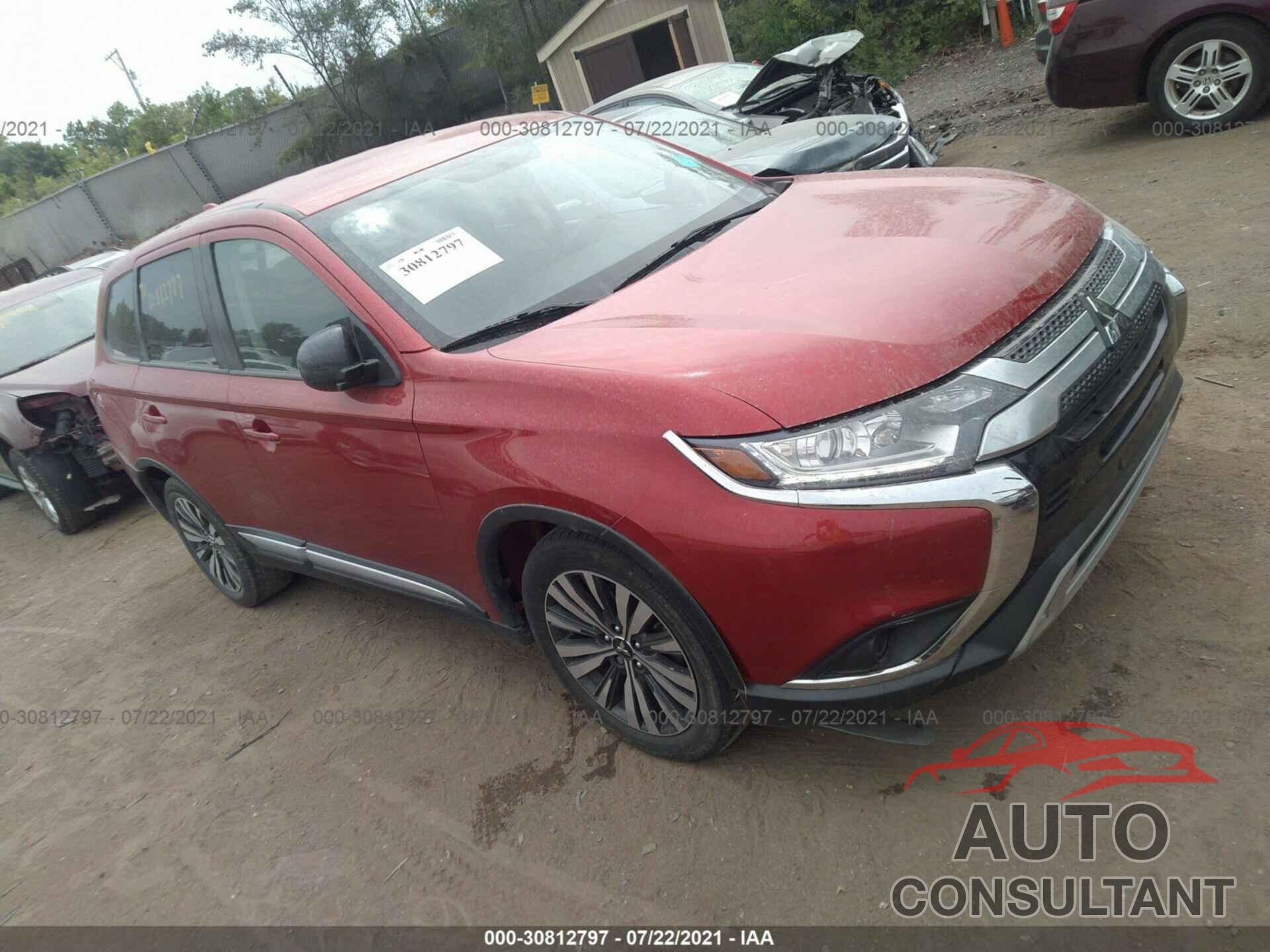MITSUBISHI OUTLANDER 2019 - JA4AD2A33KZ015243