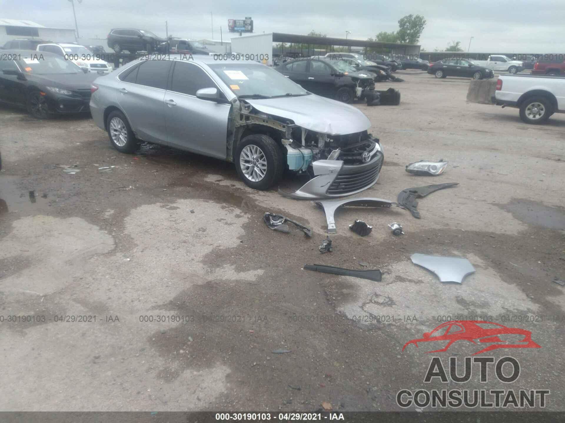 TOYOTA CAMRY 2016 - 4T4BF1FK2GR524518
