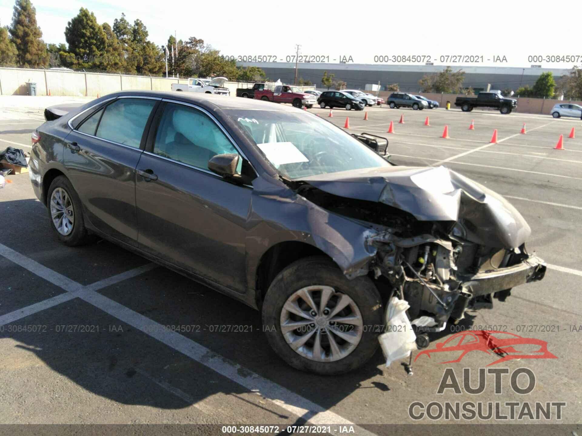 TOYOTA CAMRY 2016 - 4T1BF1FK0GU571427