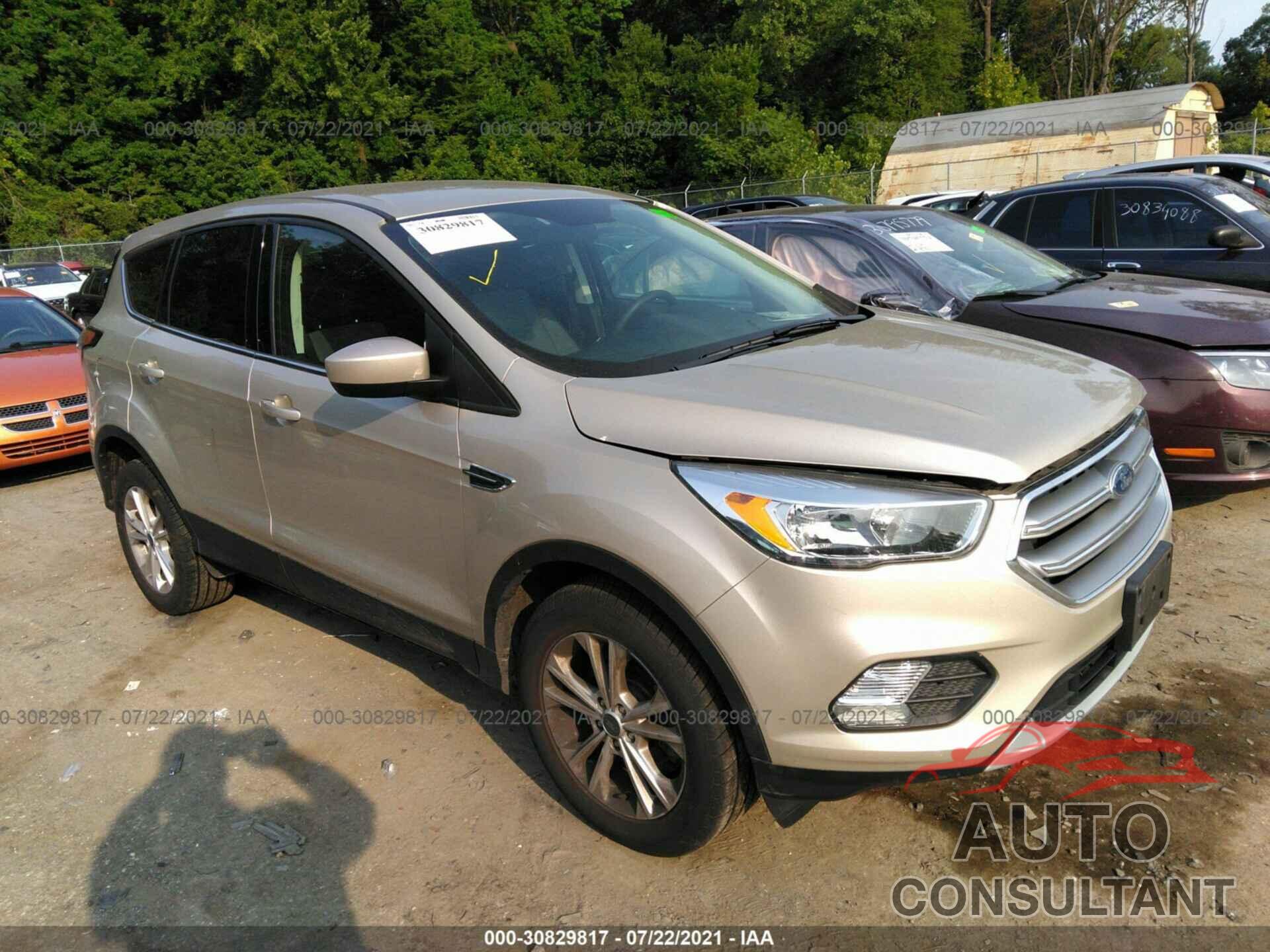 FORD ESCAPE 2017 - 1FMCU9GD6HUB98193