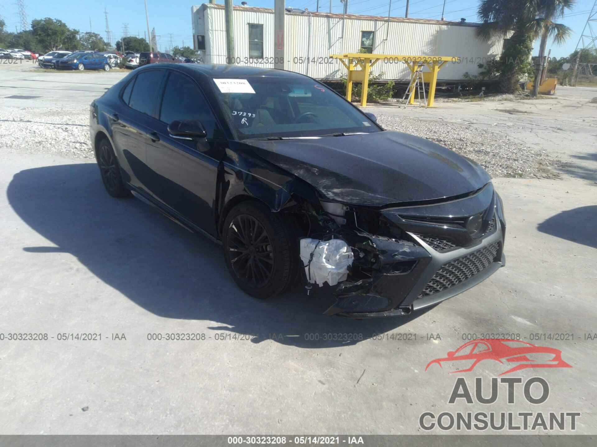 TOYOTA CAMRY 2018 - JTNB11HK0J3014557