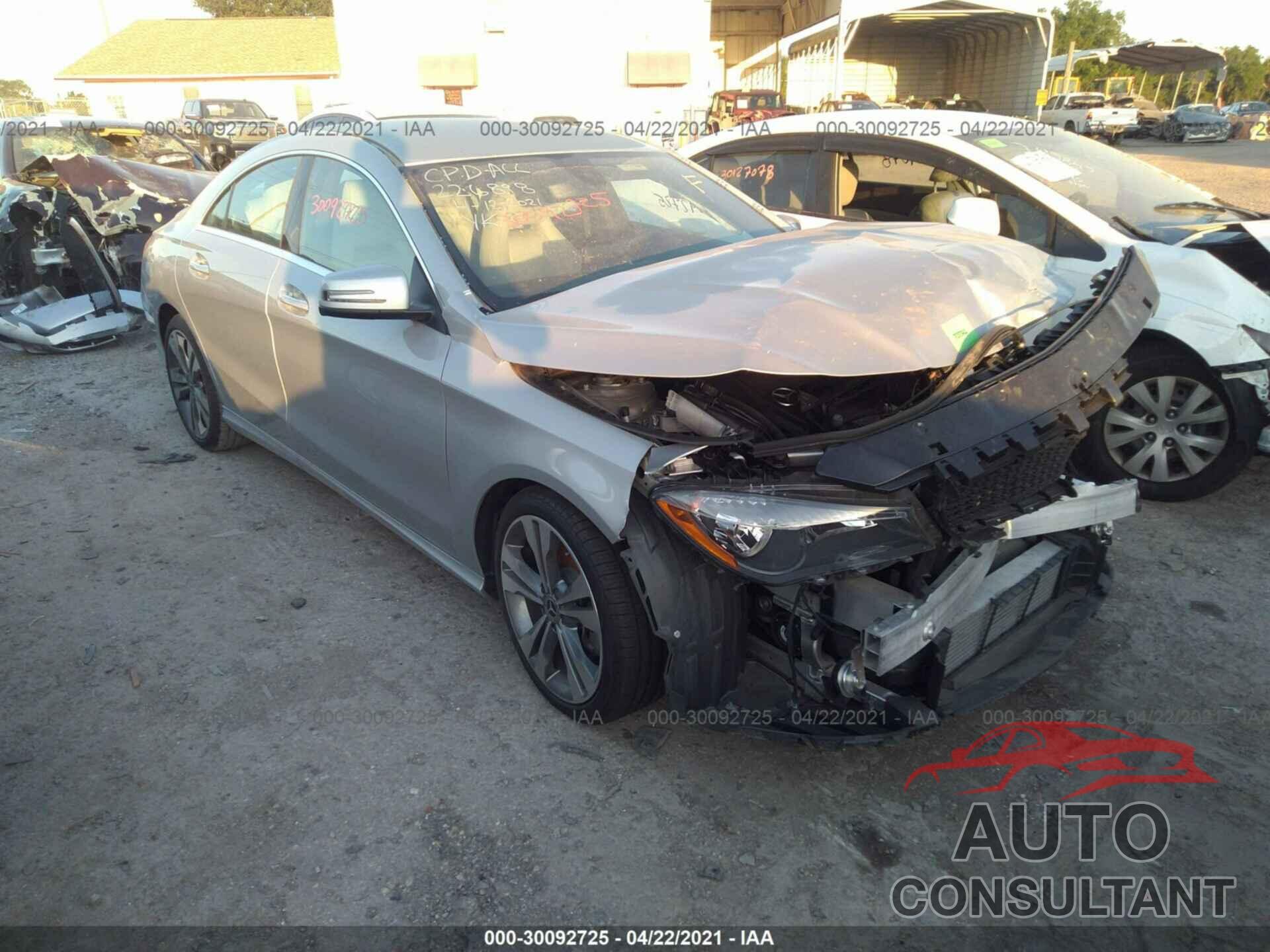 MERCEDES-BENZ CLA 2019 - WDDSJ4EB3KN744923