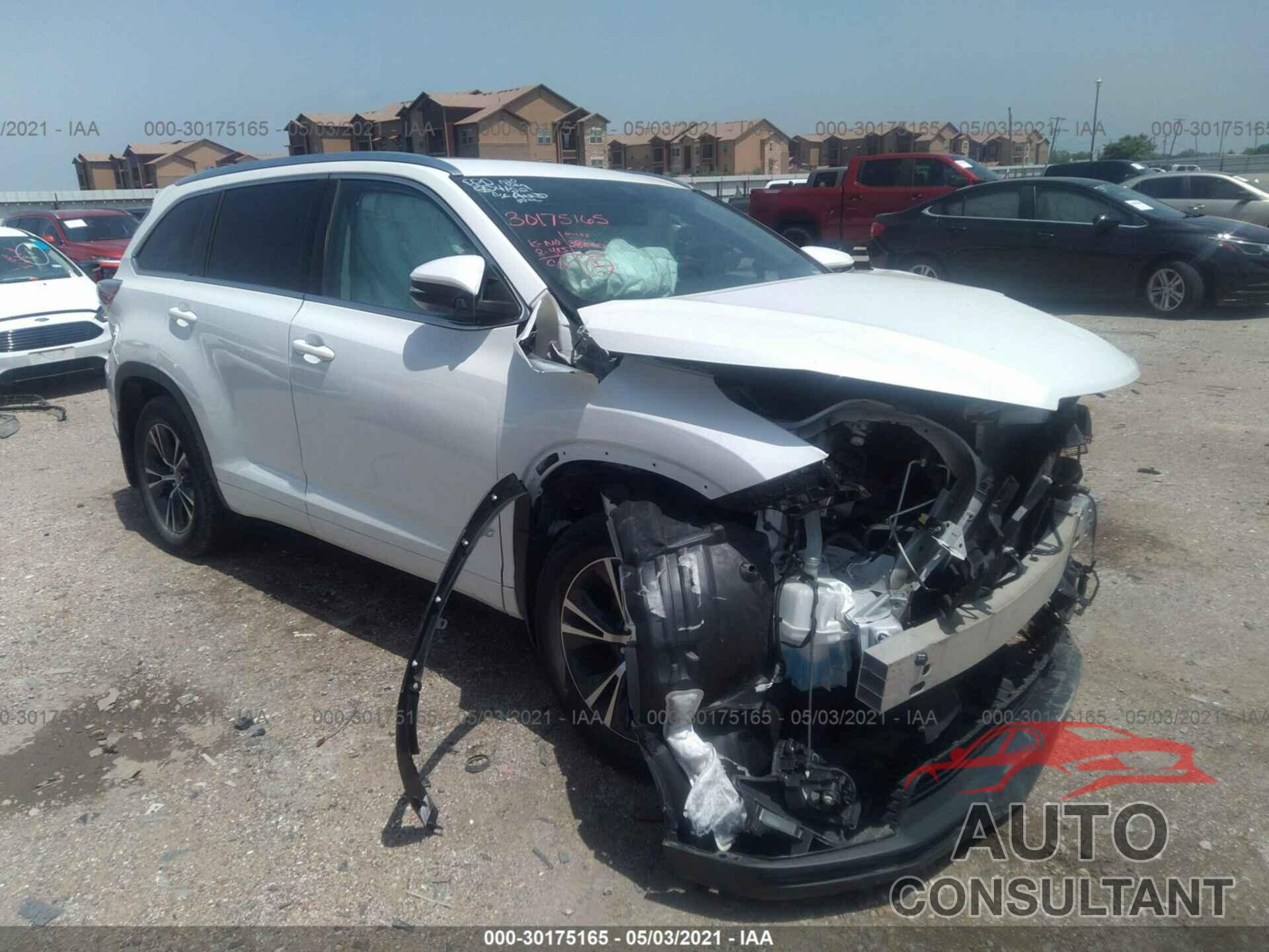 TOYOTA HIGHLANDER 2016 - 5TDJKRFH9GS255169