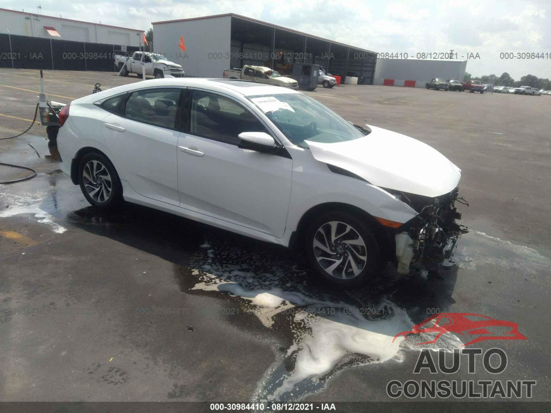 HONDA CIVIC SEDAN 2017 - 19XFC2F70HE046691