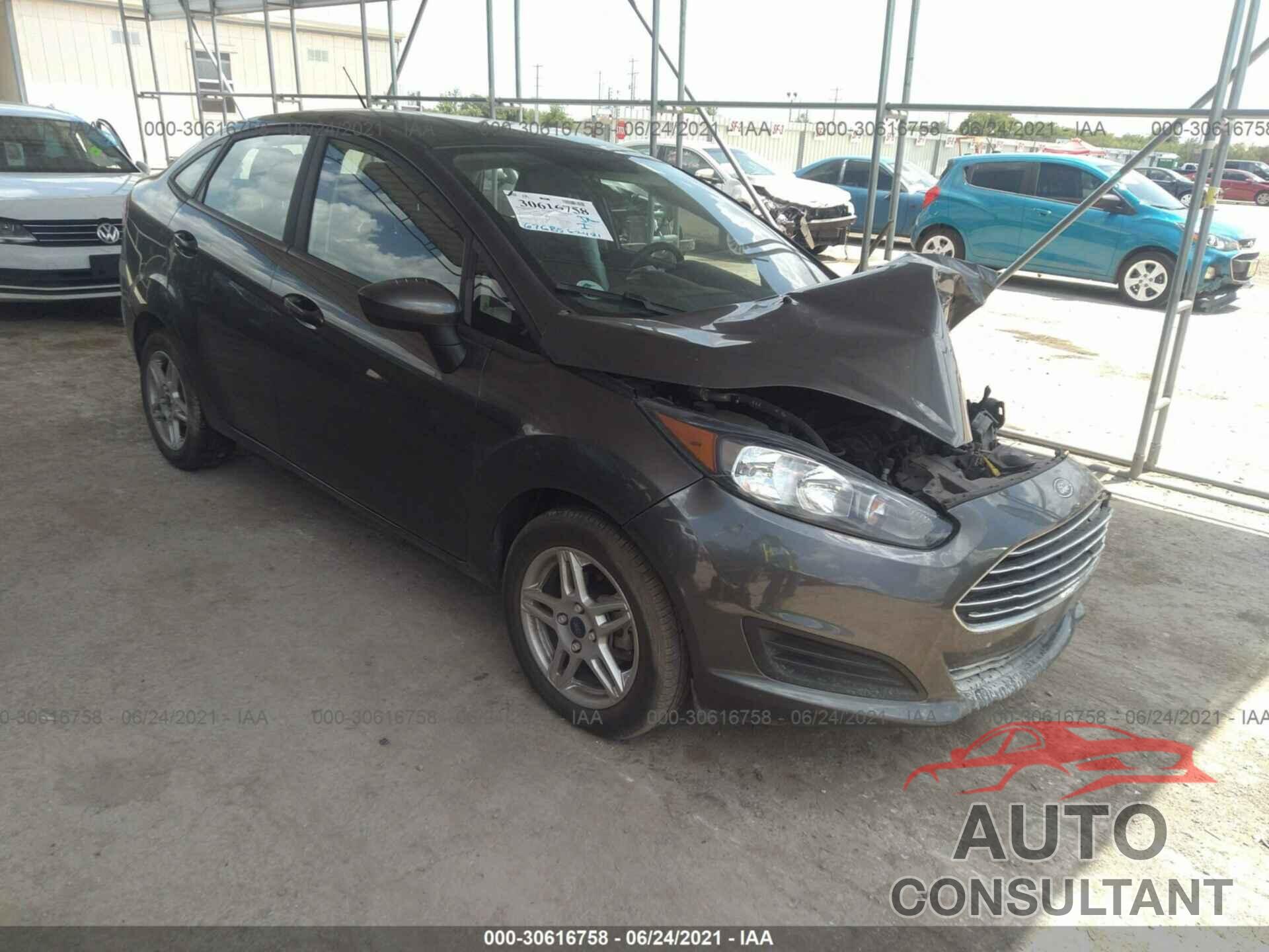FORD FIESTA 2017 - 3FADP4BJXHM168043
