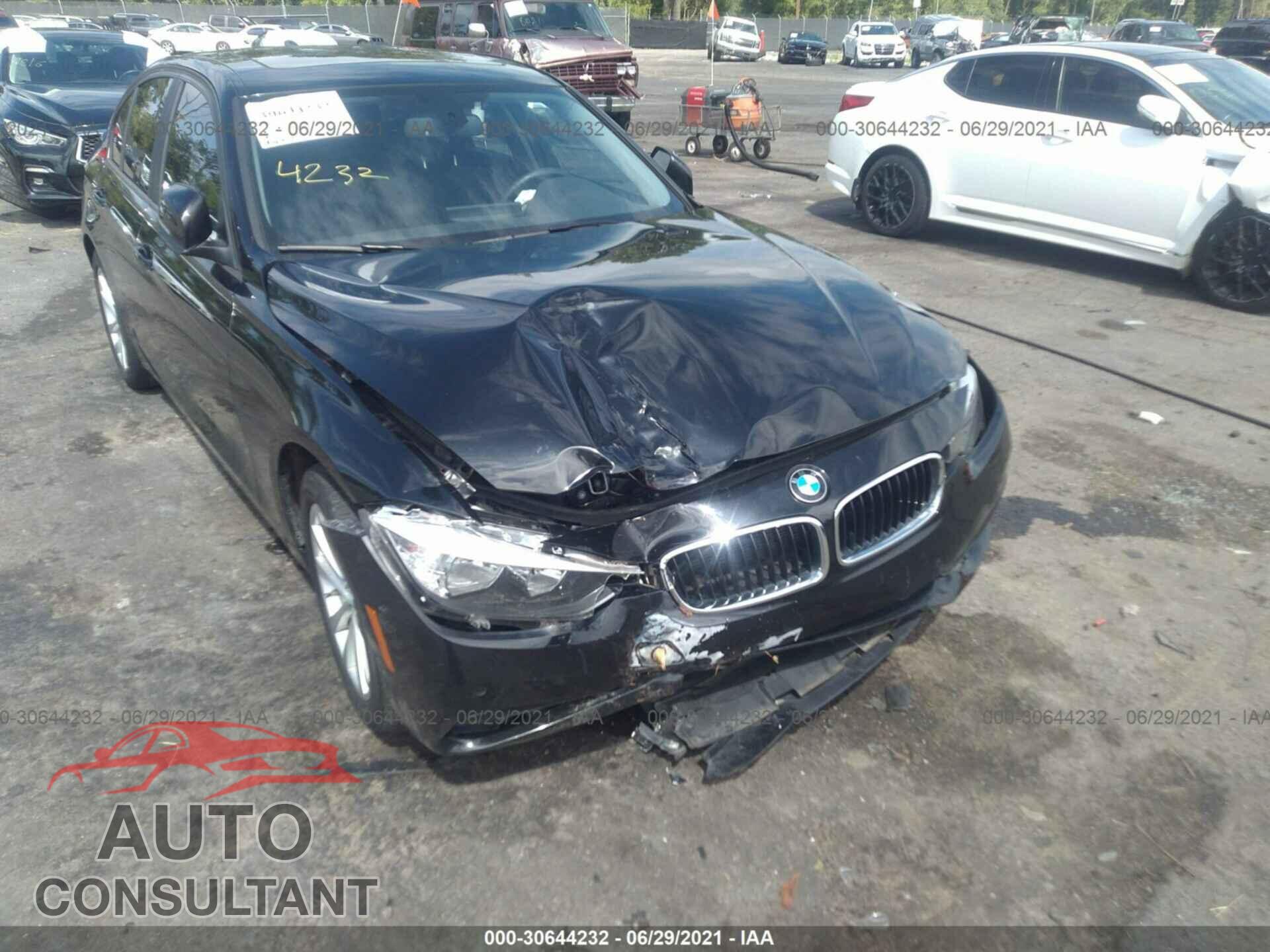 BMW 3 SERIES 2016 - WBA8E1G54GNU10225