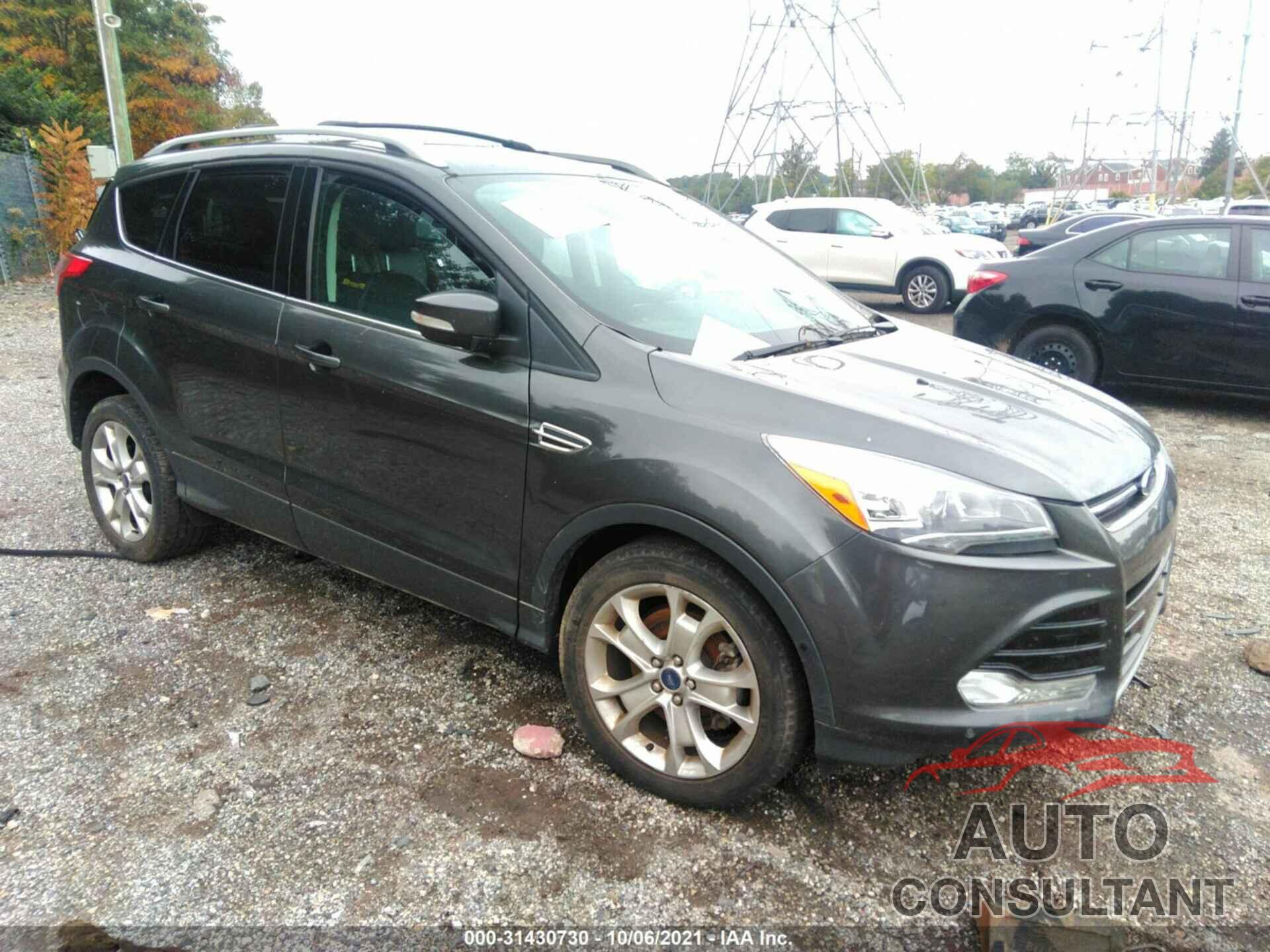FORD ESCAPE 2016 - 1FMCU9J9XGUB51090