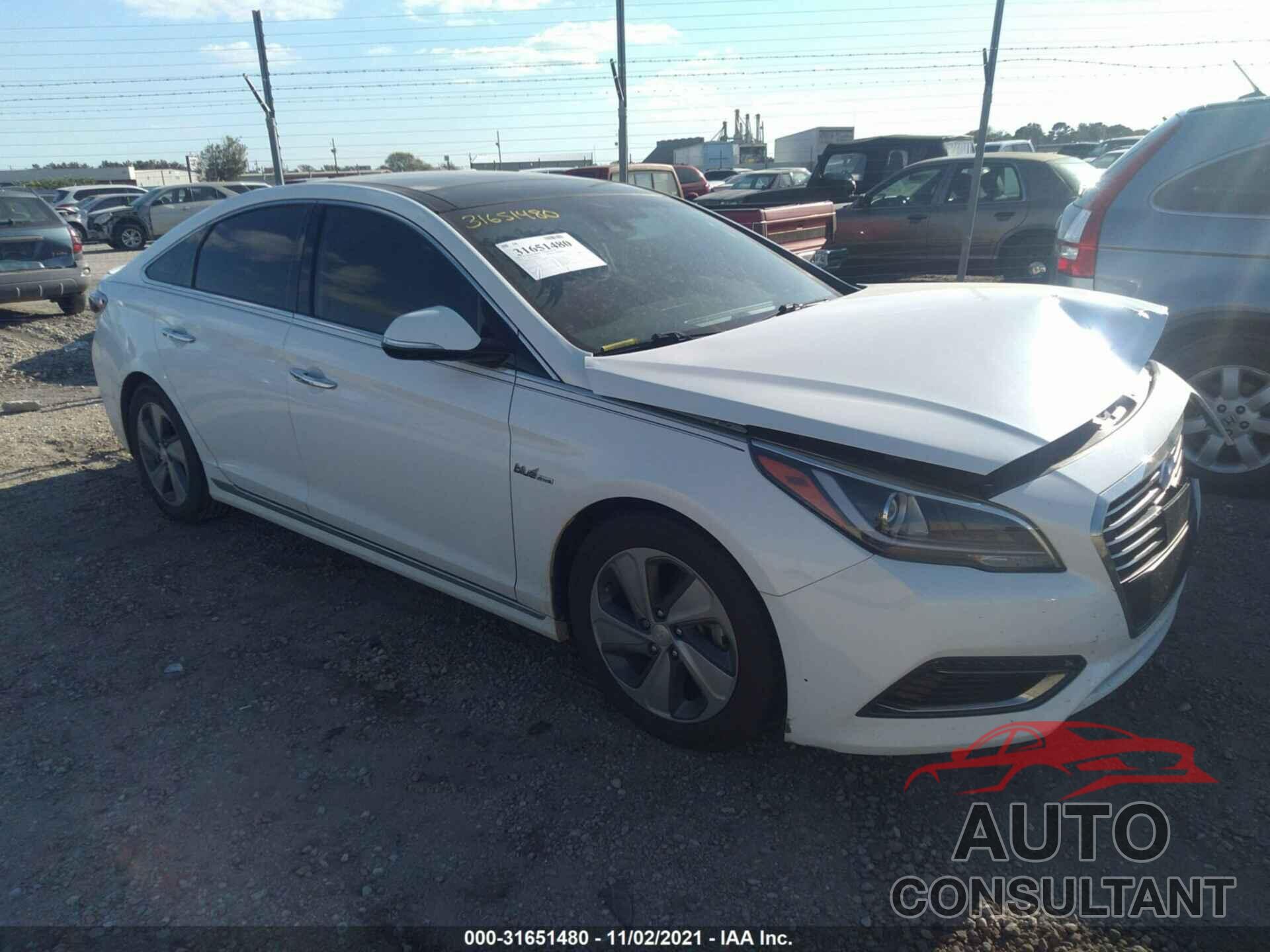 HYUNDAI SONATA HYBRID 2016 - KMHE34L17GA021680