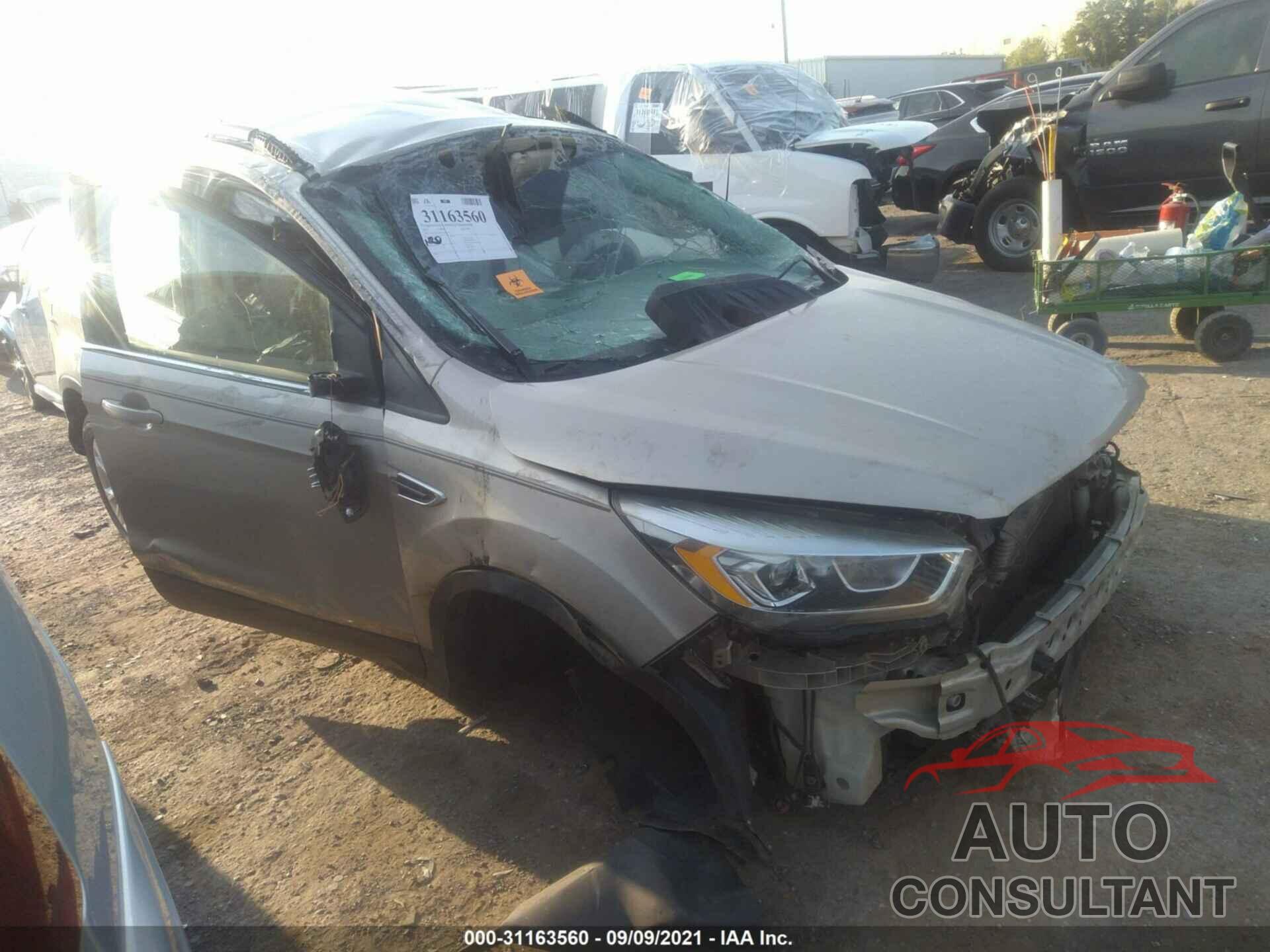 FORD ESCAPE 2017 - 1FMCU0GD6HUA94119