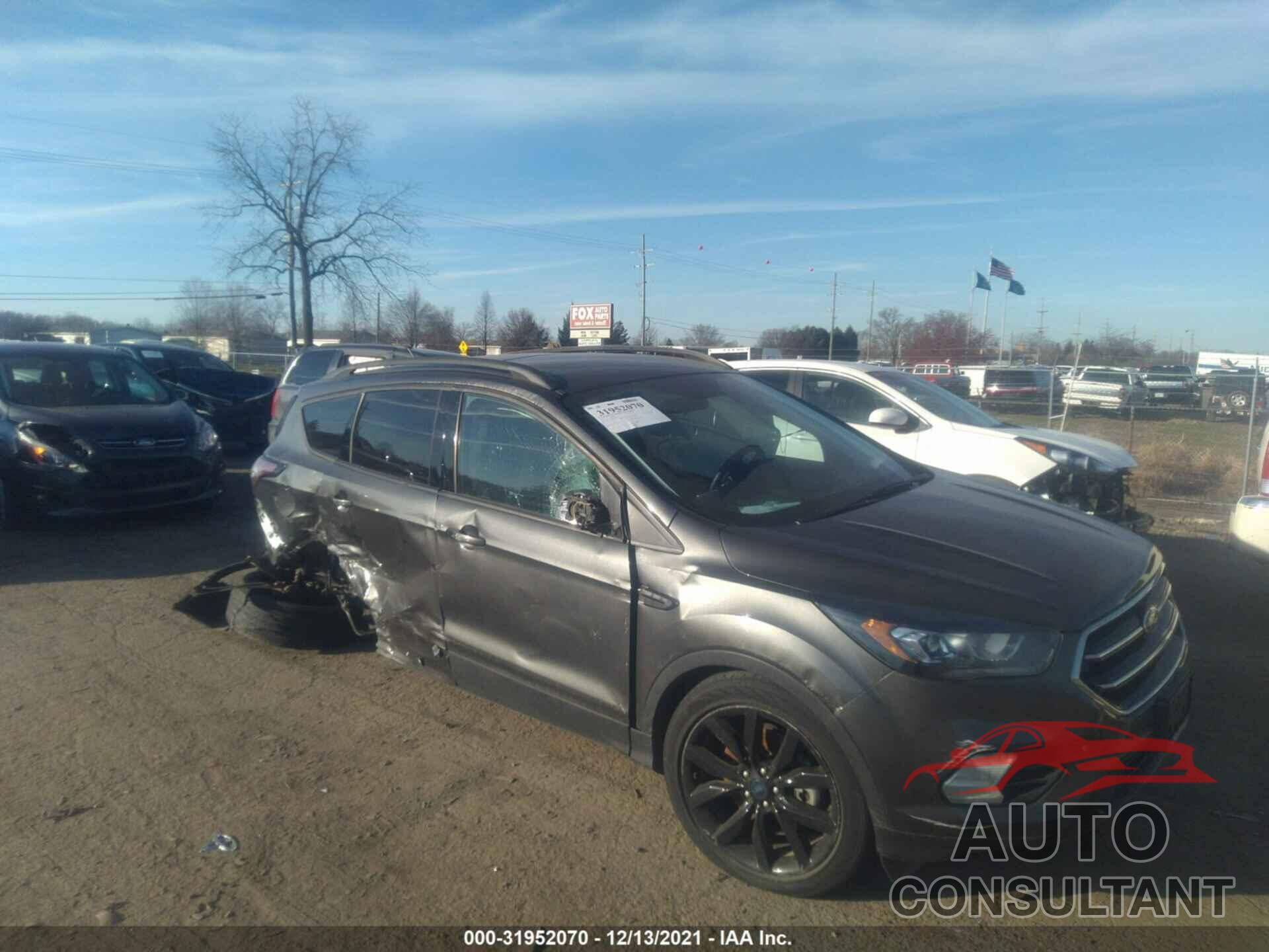 FORD ESCAPE 2018 - 1FMCU9GD4JUA76969