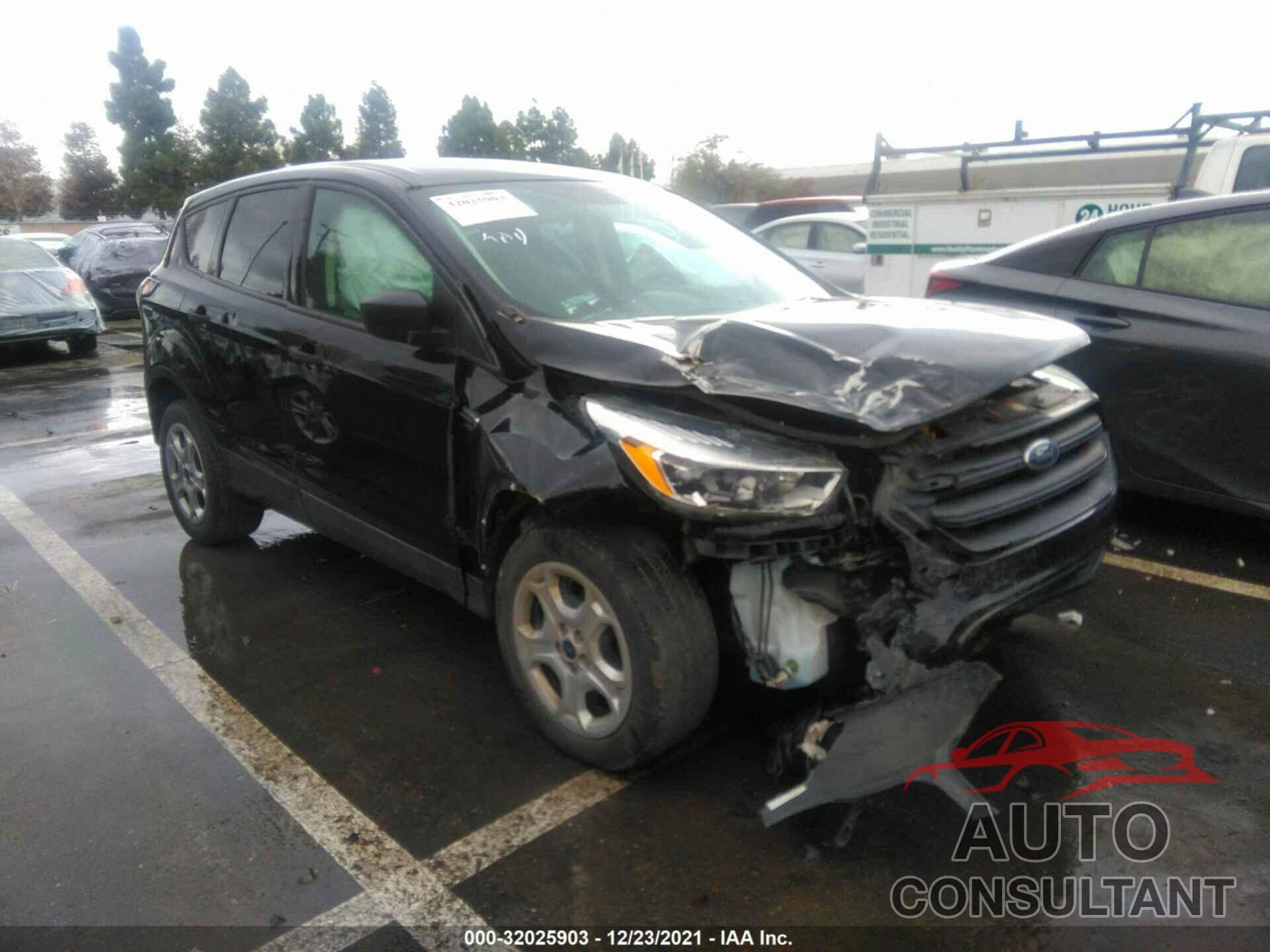 FORD ESCAPE 2017 - 1FMCU0F72HUA32759