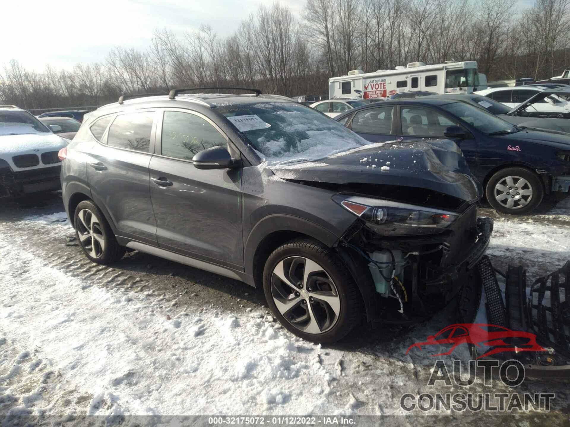 HYUNDAI TUCSON 2018 - KM8J3CAL6JU744357