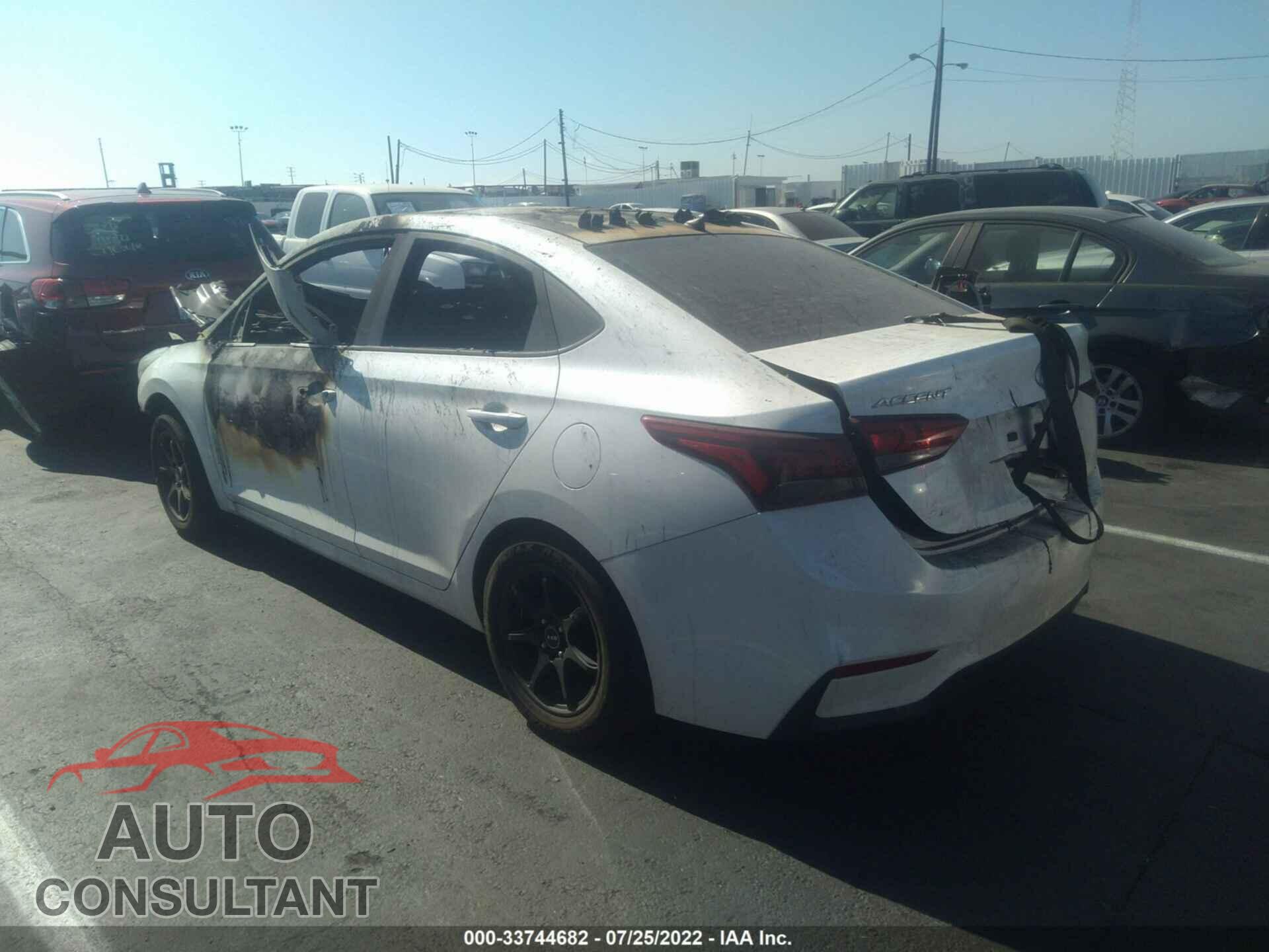 HYUNDAI ACCENT 2018 - 3KPC24A3XJE012754