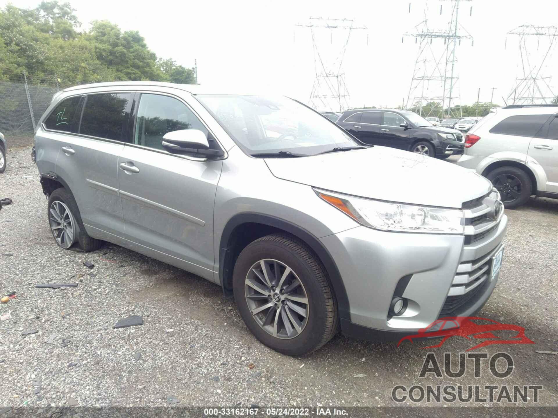 TOYOTA HIGHLANDER 2018 - 5TDJZRFH4JS525976