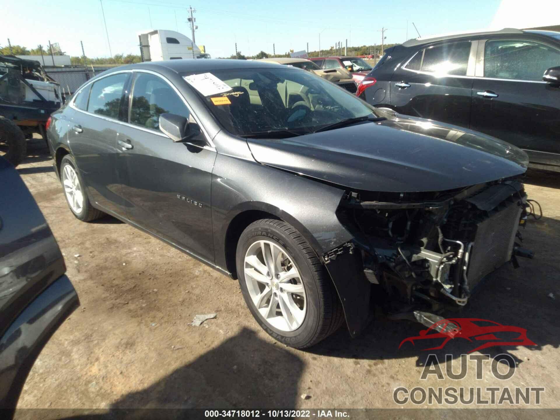 CHEVROLET MALIBU 2018 - 1G1ZD5ST2JF233532