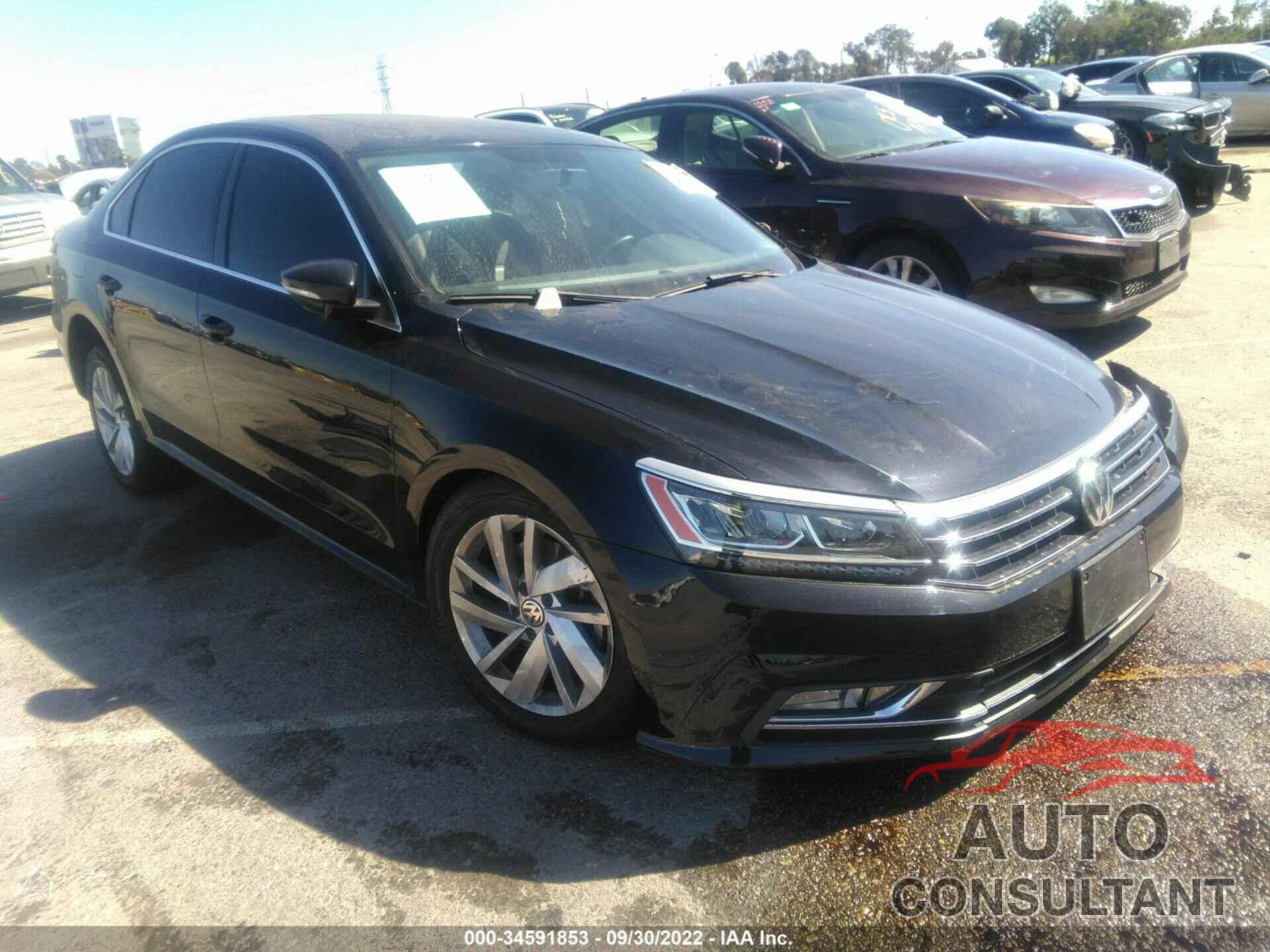 VOLKSWAGEN PASSAT 2018 - 1VWBA7A30JC027817