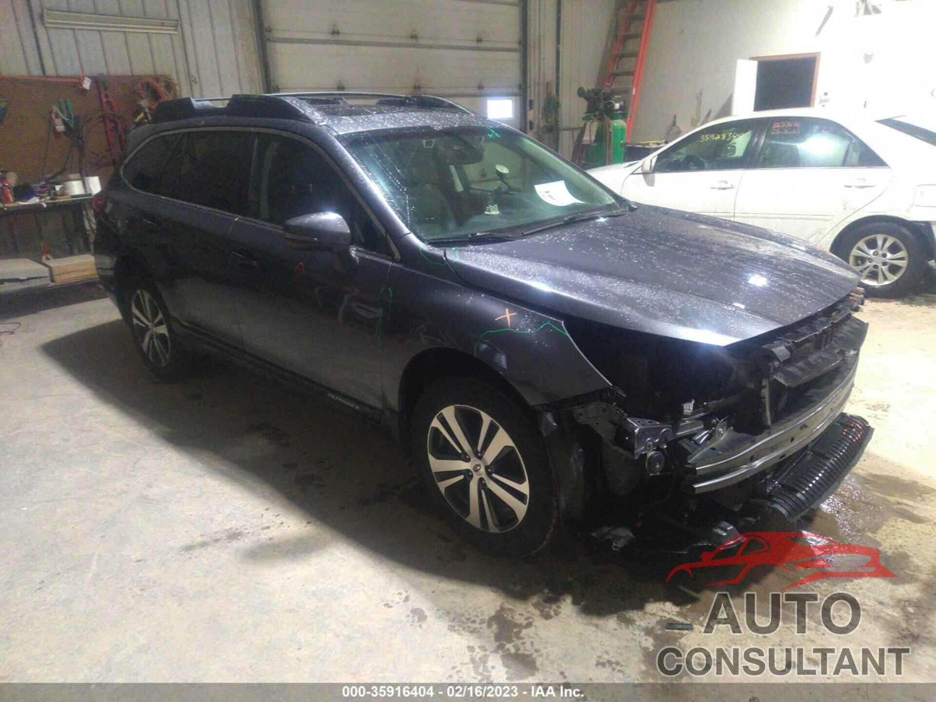 SUBARU OUTBACK 2018 - 4S4BSANC6J3212179