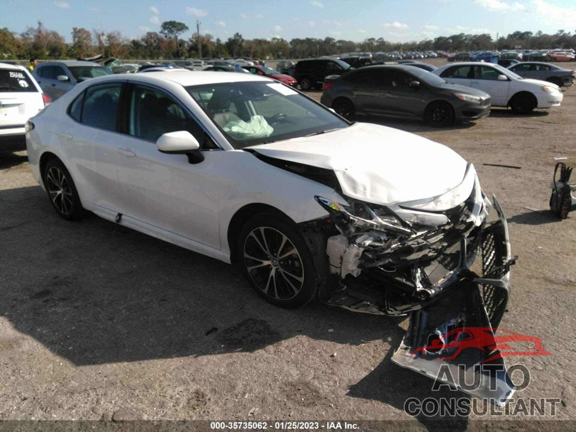 TOYOTA CAMRY 2020 - 4T1G11AKXLU301174