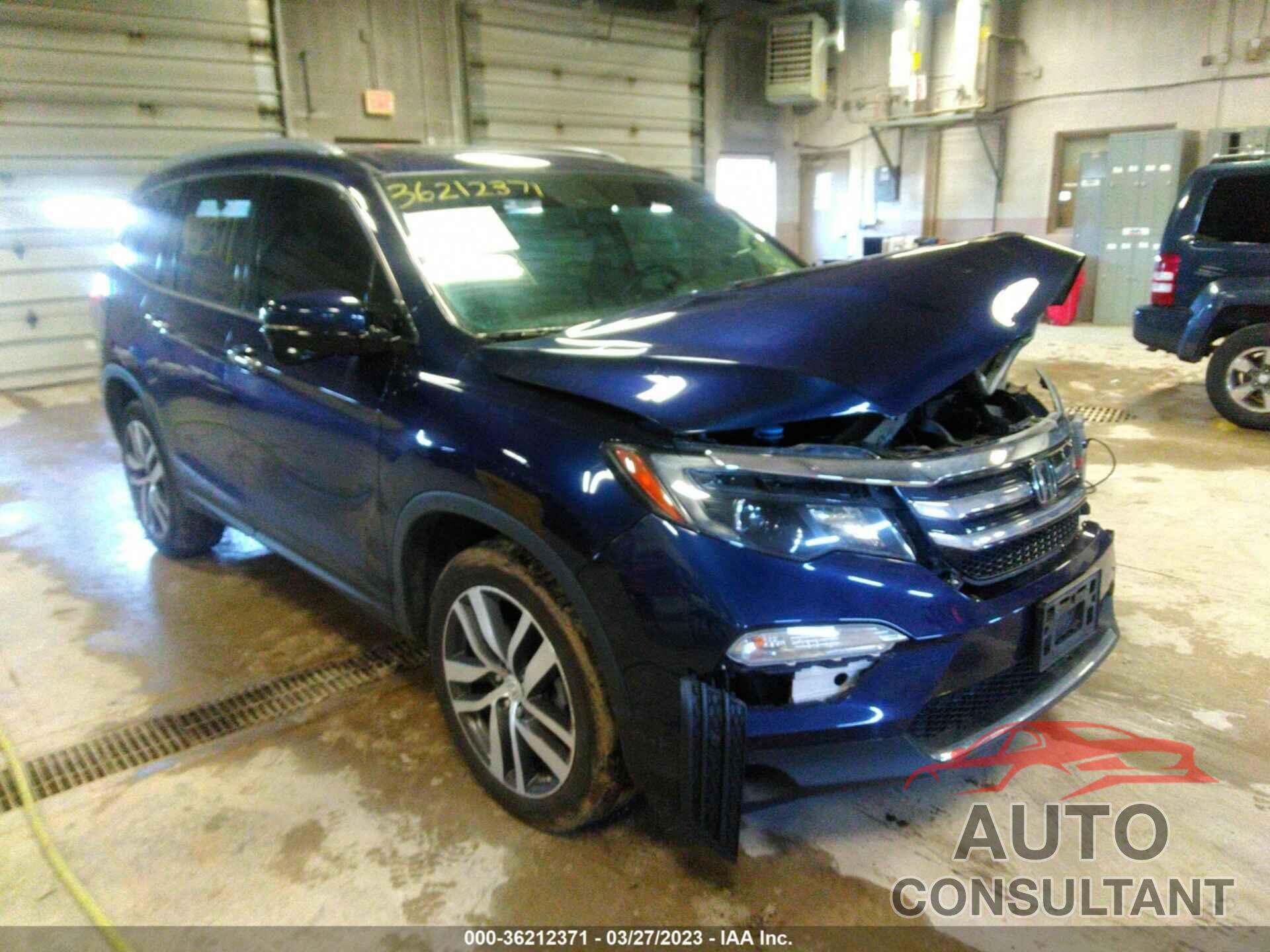HONDA PILOT 2017 - 5FNYF6H92HB100685