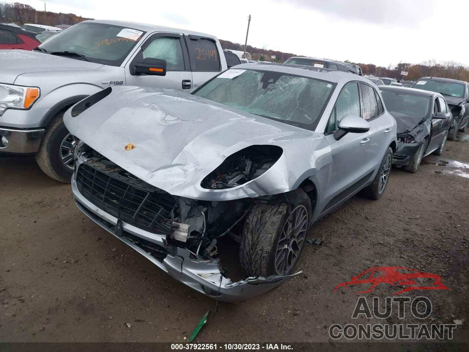 PORSCHE MACAN 2017 - WP1AB2A5XHLB19199