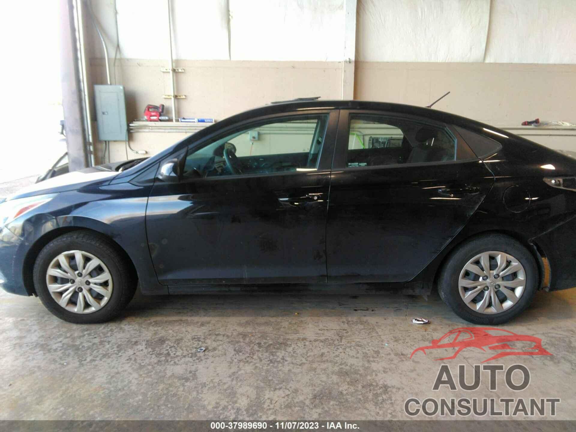 HYUNDAI ACCENT 2018 - 3KPC24A31JE012819