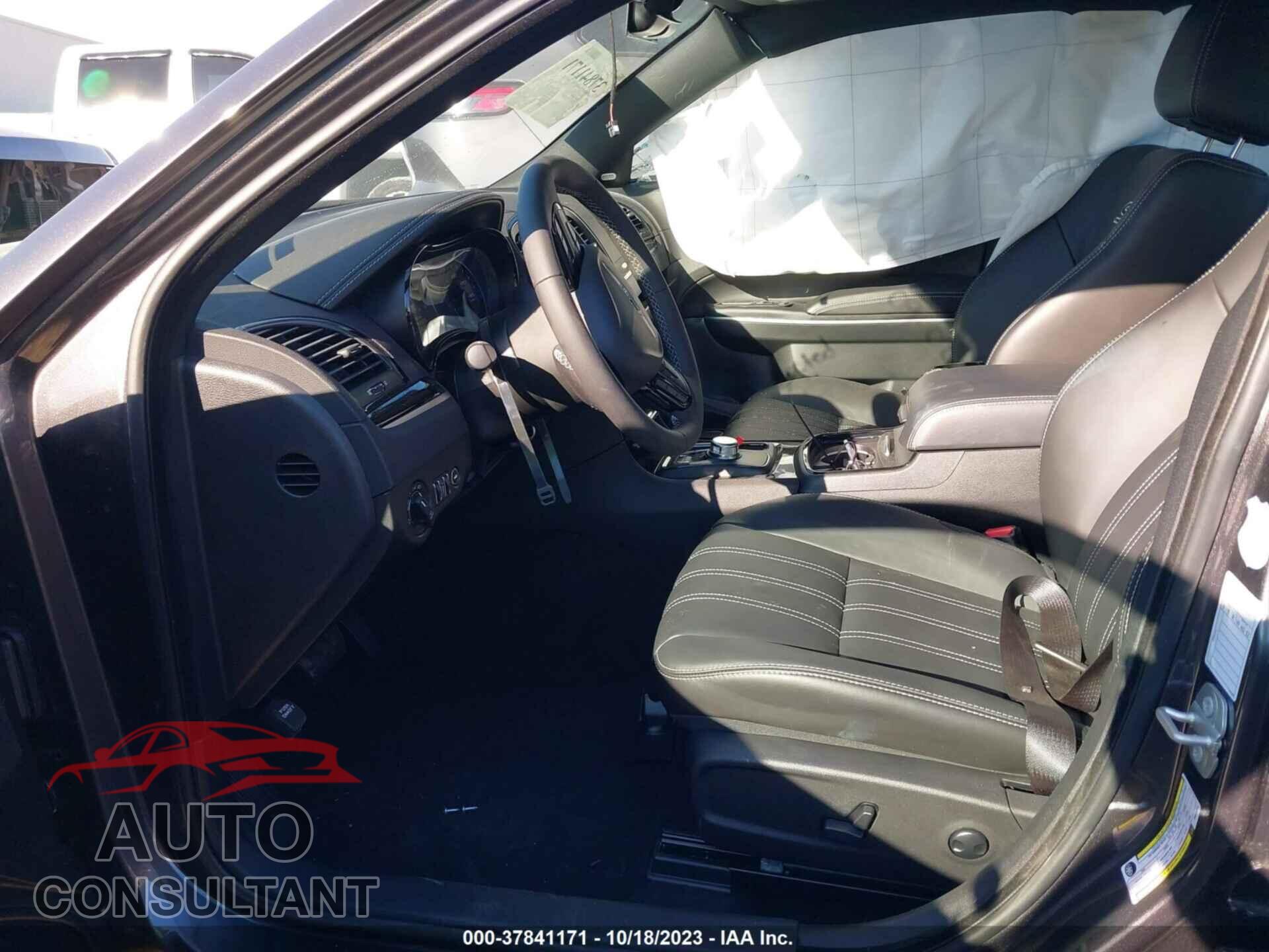CHRYSLER 300 2023 - 2C3CCABG3PH628231