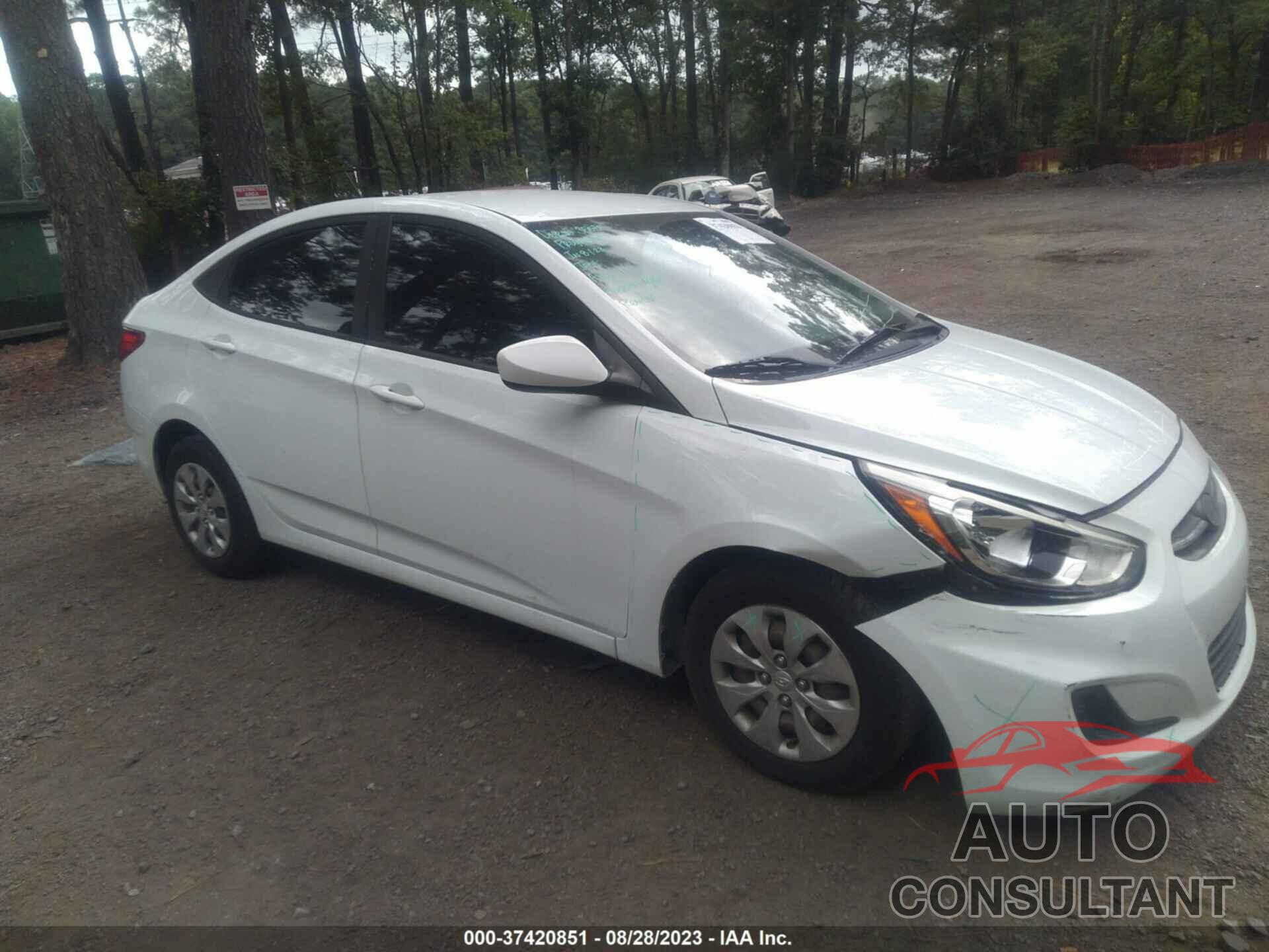 HYUNDAI ACCENT 2016 - KMHCT4AE2GU116479