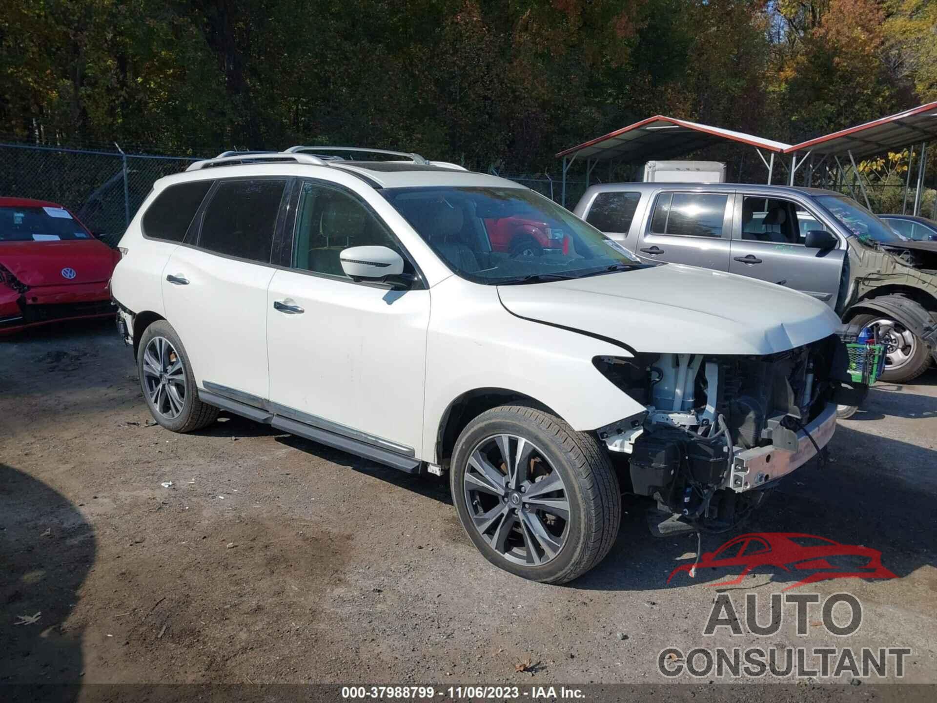 NISSAN PATHFINDER 2017 - 5N1DR2MM6HC613651