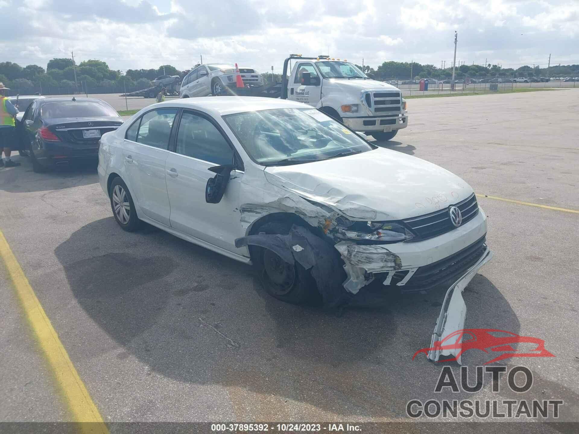 VOLKSWAGEN JETTA 2017 - 3VW2B7AJ9HM351465