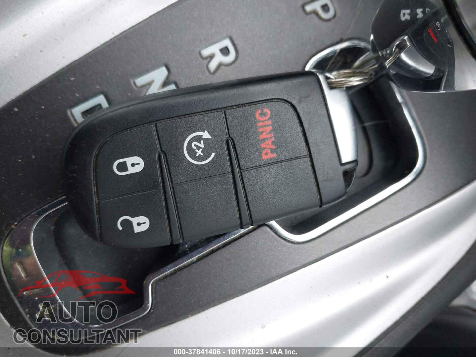 DODGE JOURNEY 2017 - 3C4PDDEG7HT588140